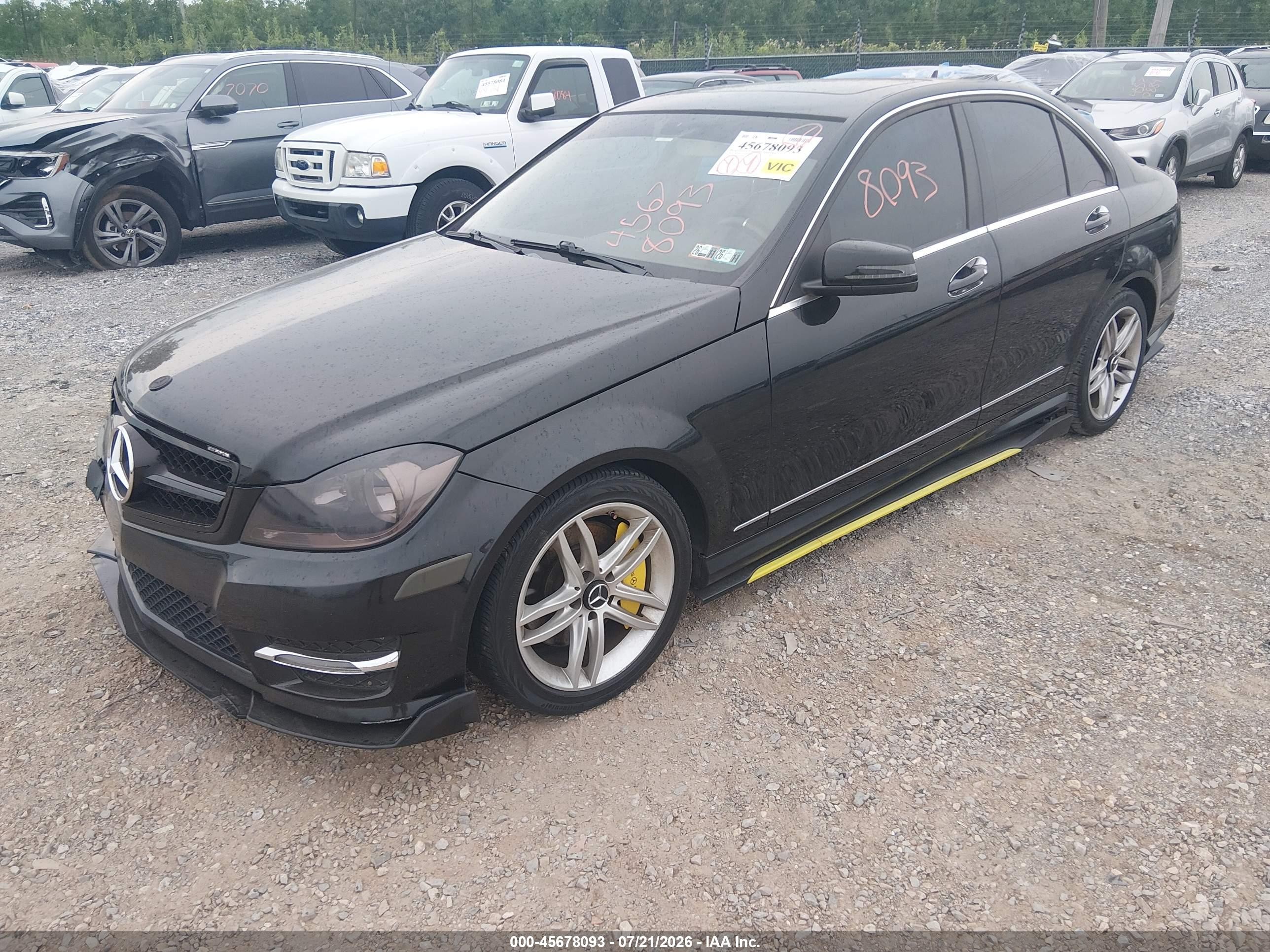 2014 Mercedes-benz C 300 Sport 4matic Черный vin: WDDGF8AB0ER325347