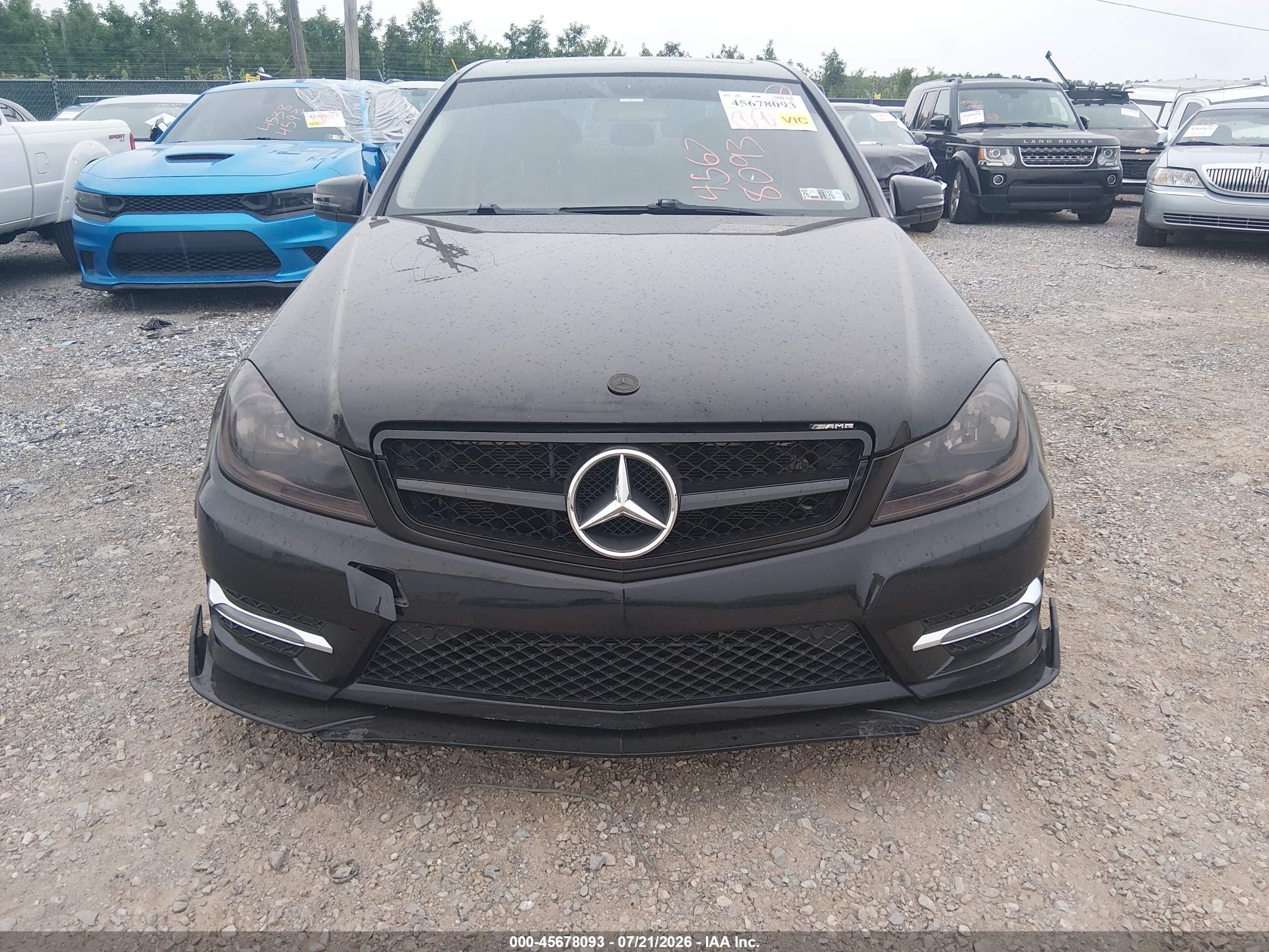 2014 Mercedes-benz C 300 Sport 4matic Черный vin: WDDGF8AB0ER325347