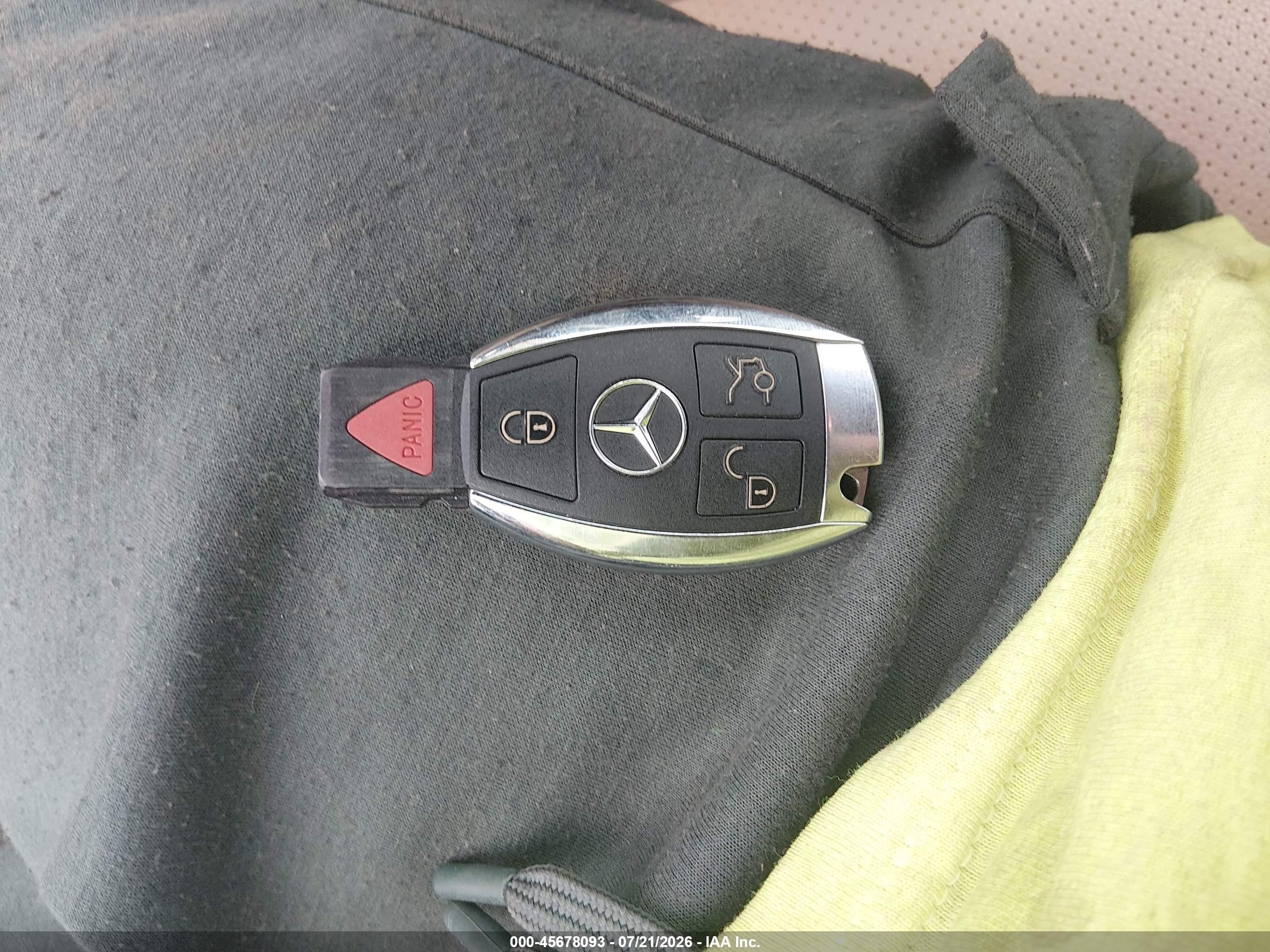 2014 Mercedes-benz C 300 Sport 4matic Черный vin: WDDGF8AB0ER325347