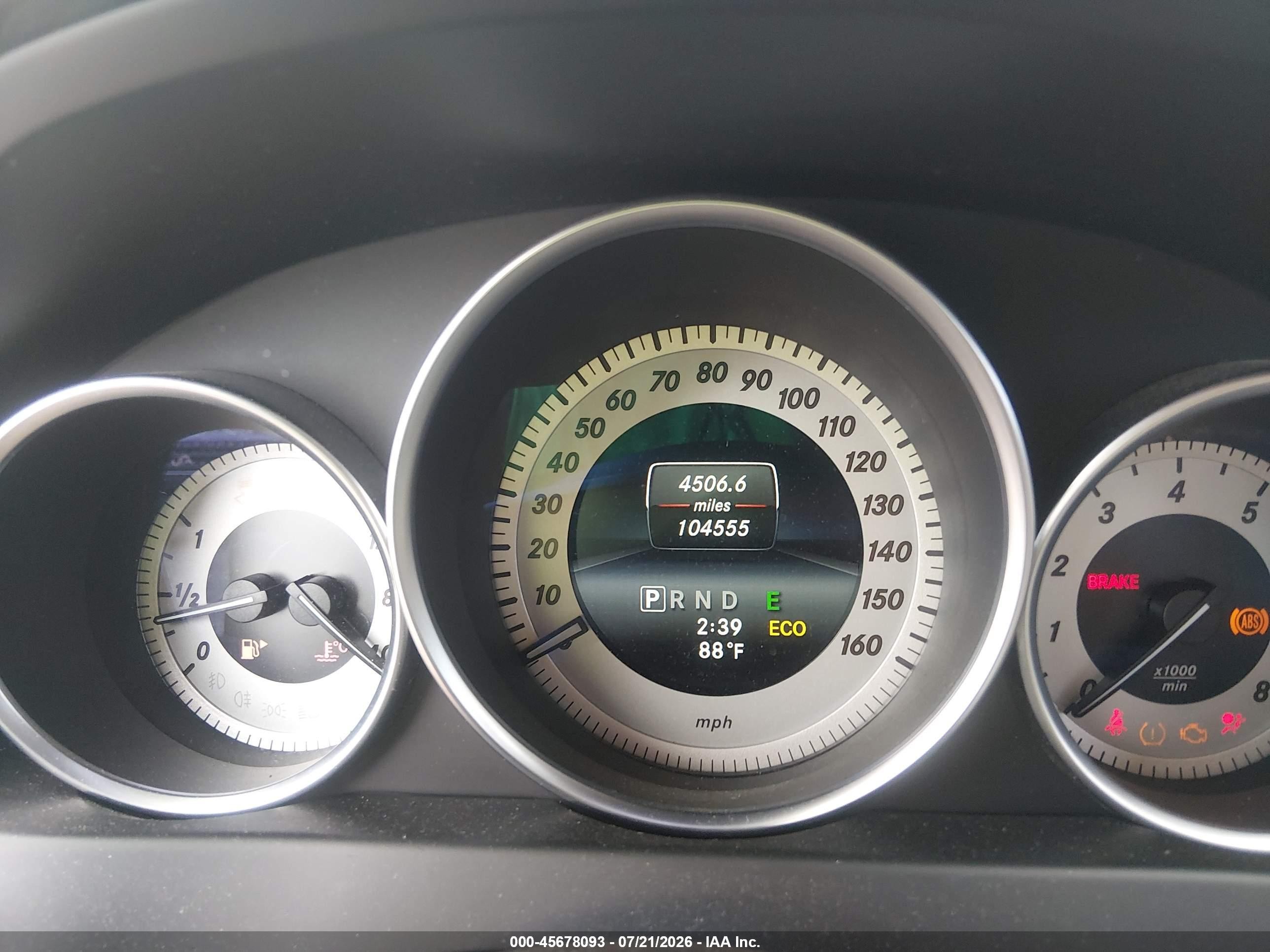 2014 Mercedes-benz C 300 Sport 4matic Черный vin: WDDGF8AB0ER325347
