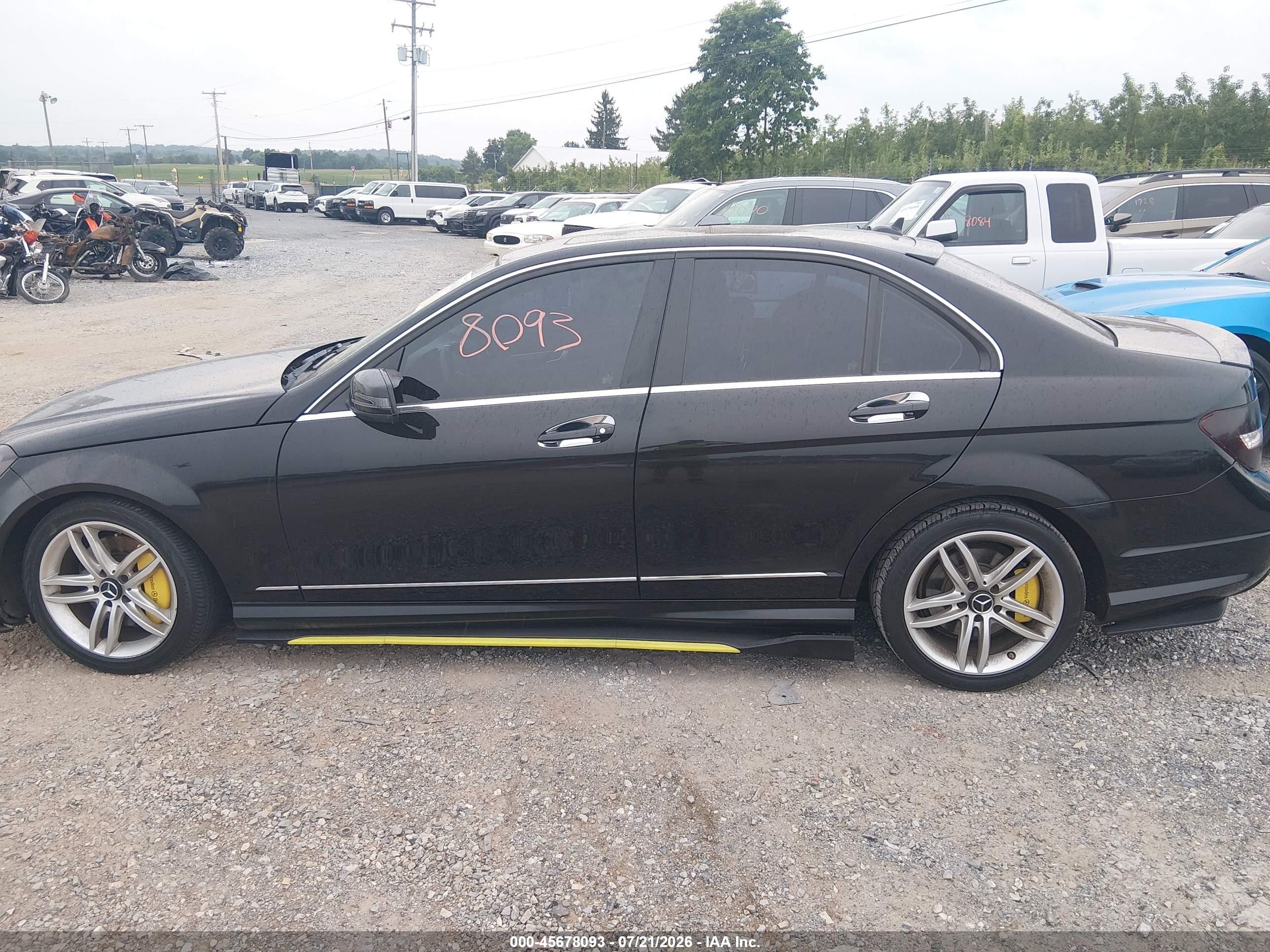 2014 Mercedes-benz C 300 Sport 4matic Черный vin: WDDGF8AB0ER325347