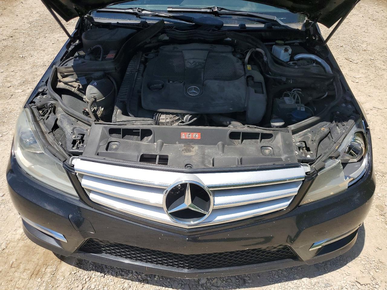 2013 Mercedes-benz C 300 4matic Black vin: WDDGF8AB1DA759595