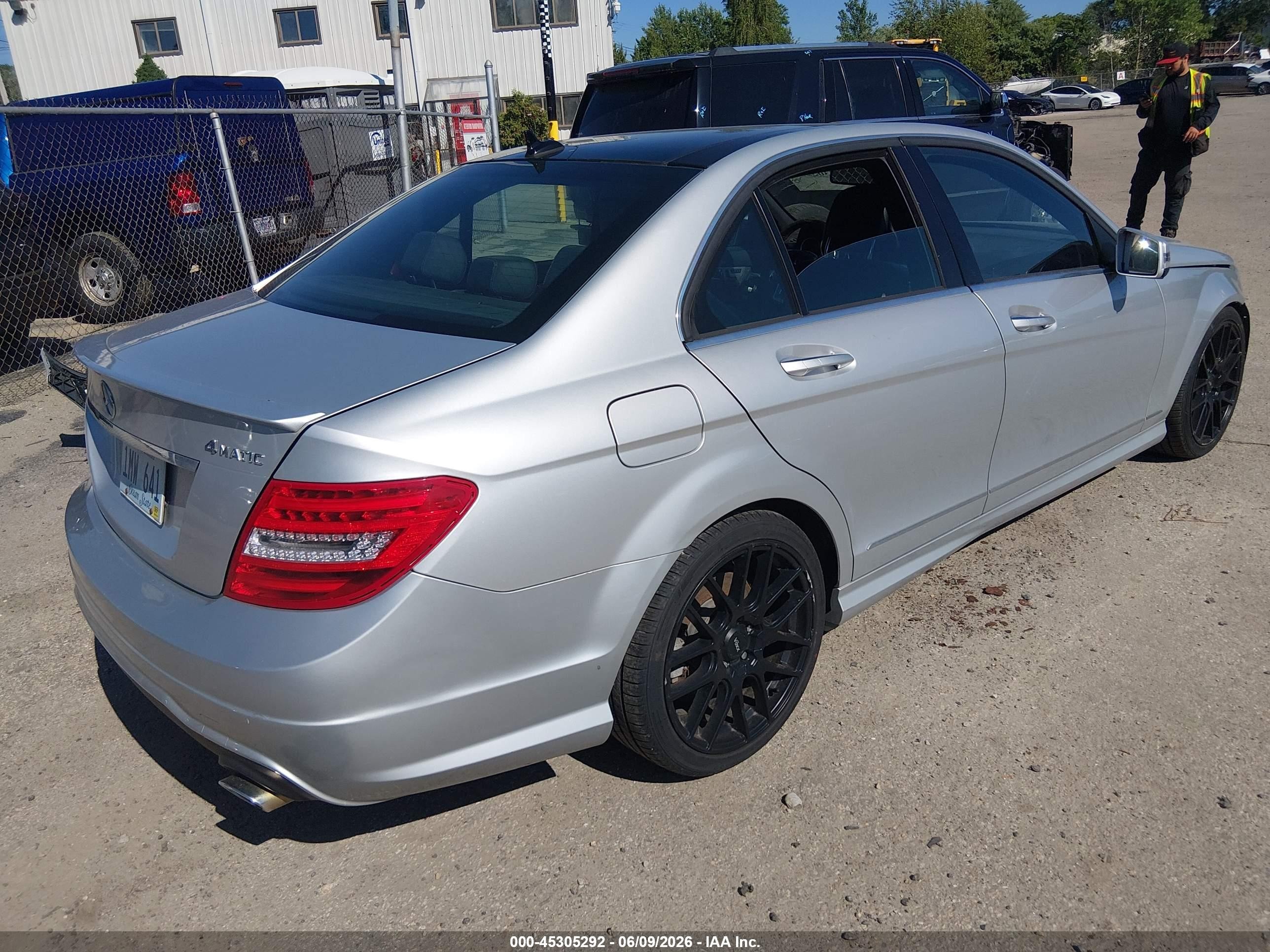 2013 Mercedes-benz C 300 Sport 4matic Gray vin: WDDGF8AB1DA762030