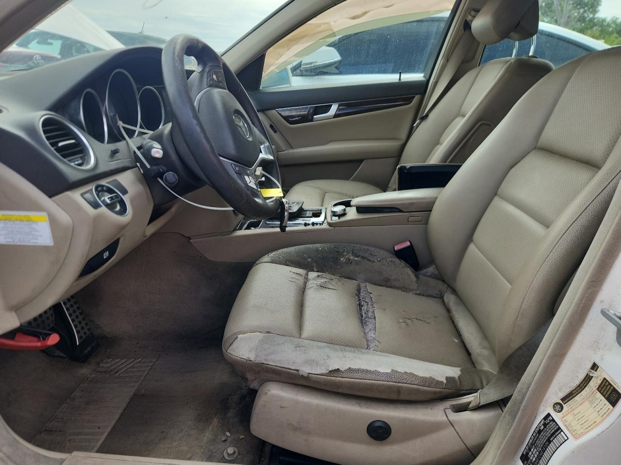 2013 Mercedes-benz C 300 4matic White vin: WDDGF8AB1DA814109 Damage: Left Front Seat, Torn, > 12 Inches