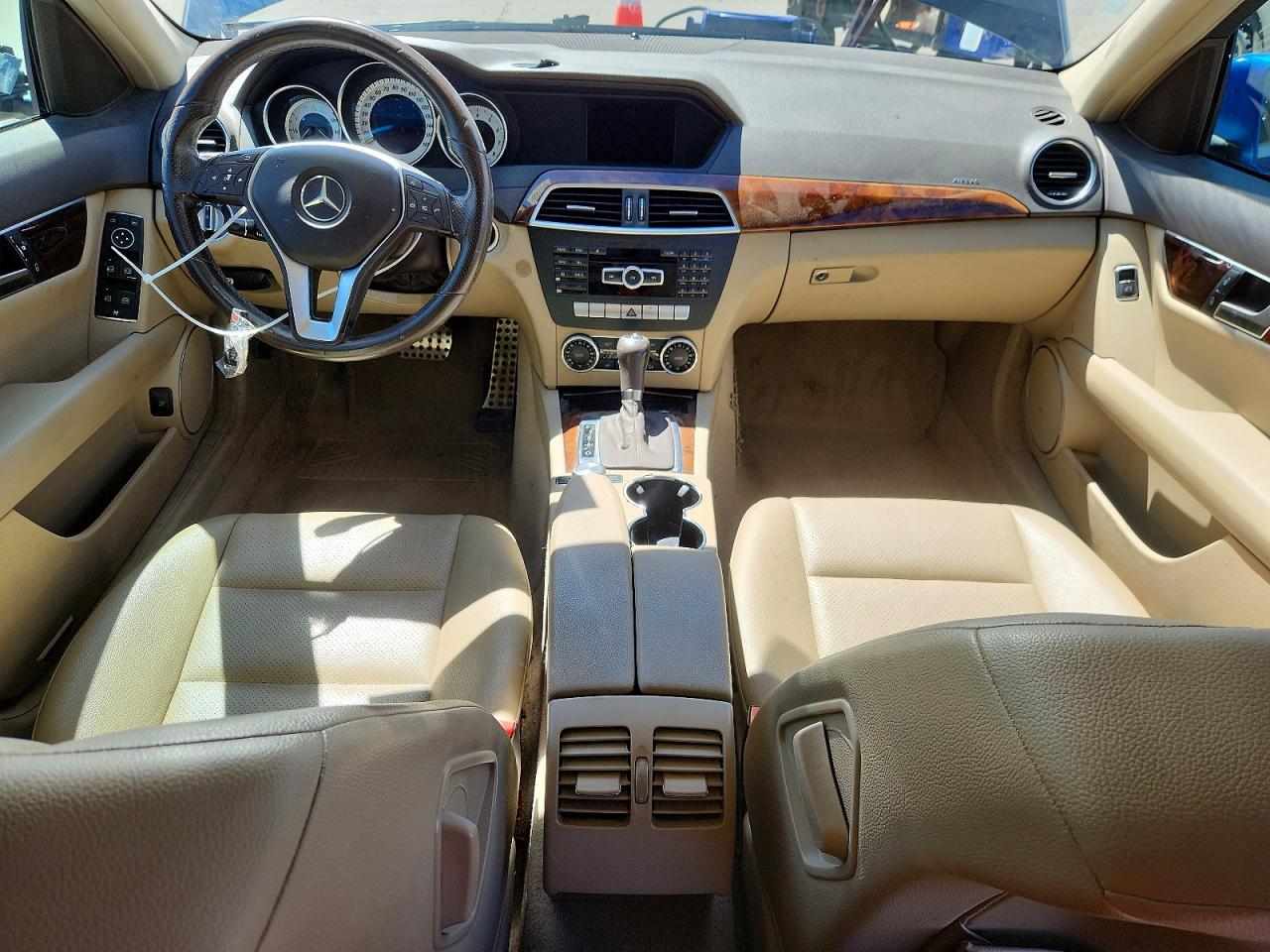 2013 Mercedes-benz C 300 4matic Blue vin: WDDGF8AB1DA818693