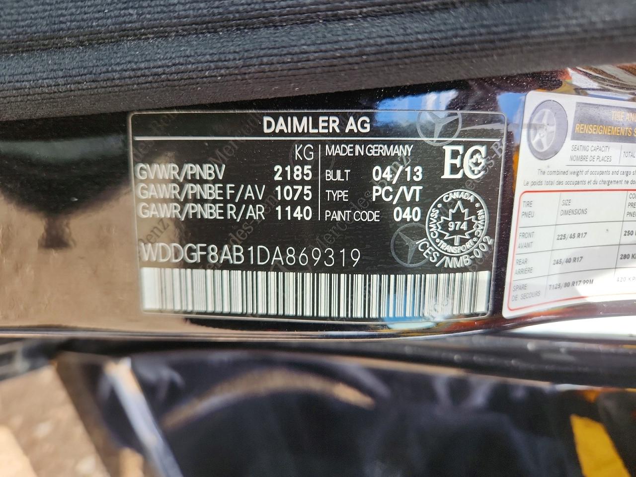 2013 Mercedes-benz C 300 4matic Black vin: WDDGF8AB1DA869319