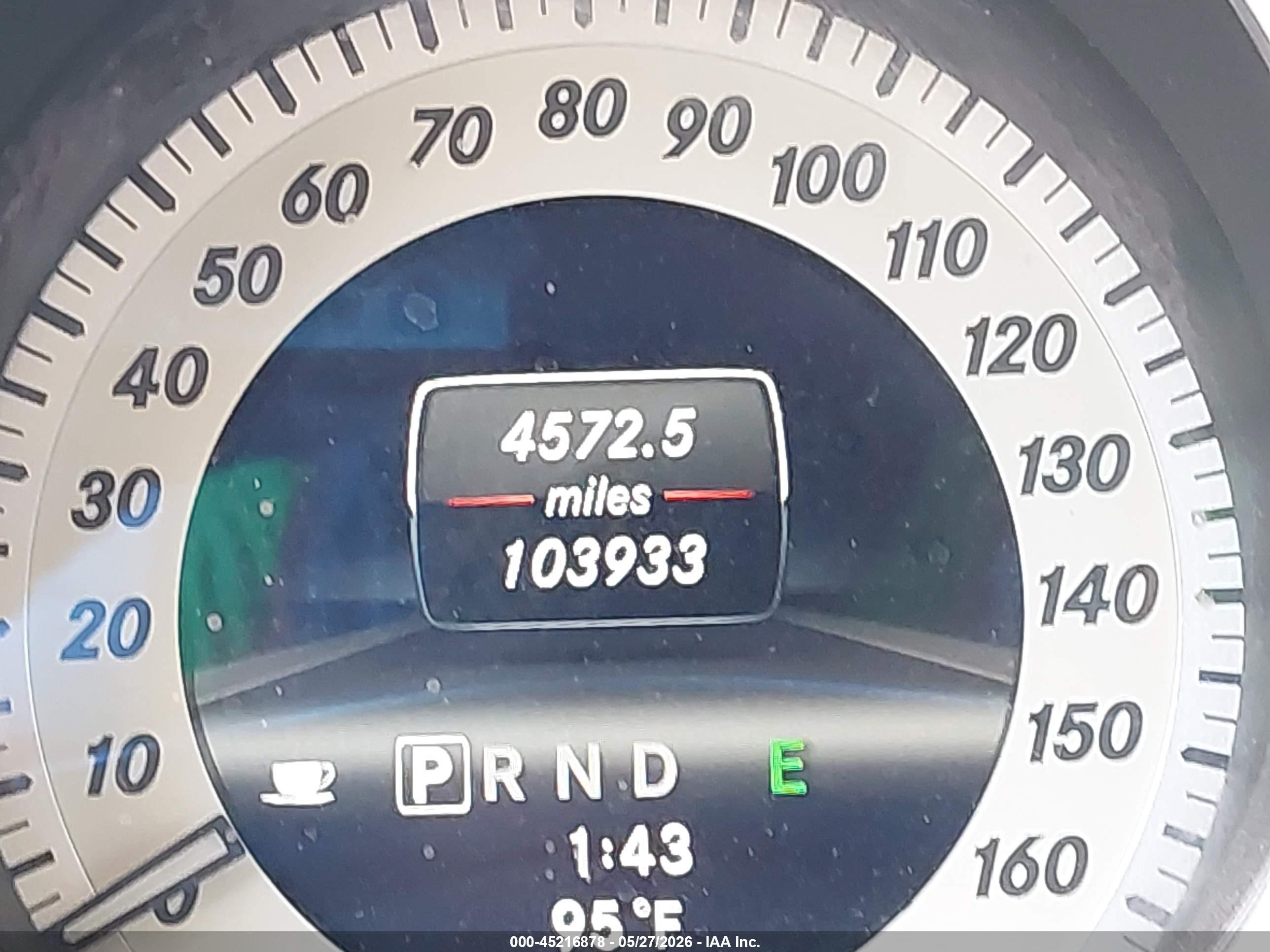 2013 Mercedes-benz C 300 Luxury 4matic White vin: WDDGF8AB1DF952896