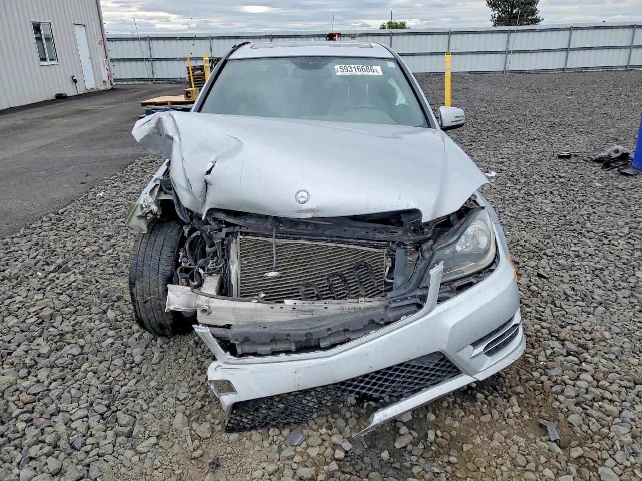2013 Mercedes-benz C 300 4matic Silver vin: WDDGF8AB1DG081542
