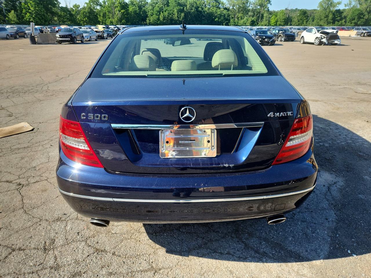 2013 Mercedes-benz C 300 4matic Blue vin: WDDGF8AB1DR244081