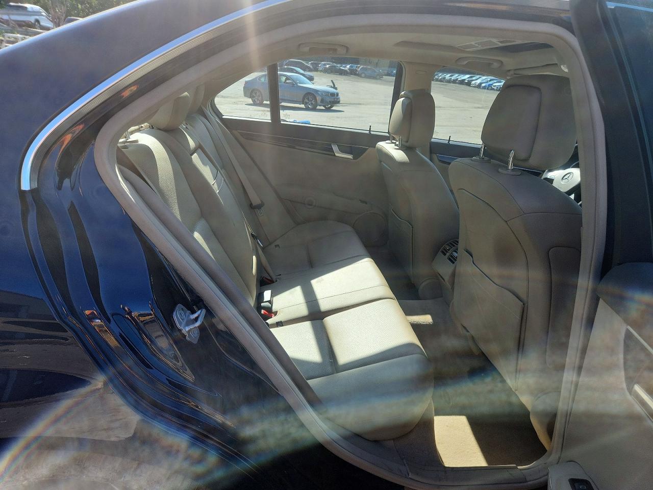 2013 Mercedes-benz C 300 4matic Blue vin: WDDGF8AB1DR244081