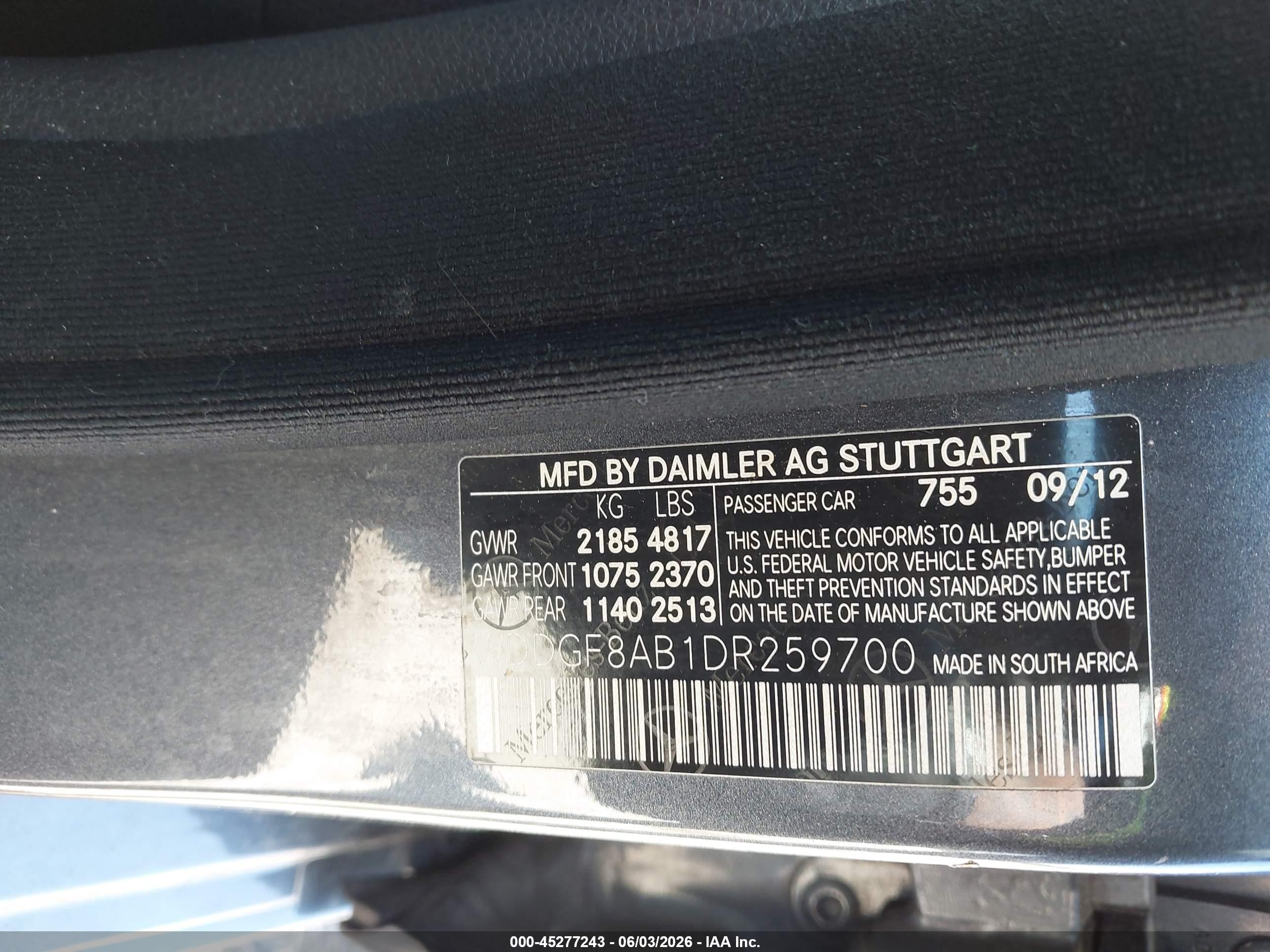 2013 Mercedes-benz C 300 Sport 4matic Black vin: WDDGF8AB1DR259700