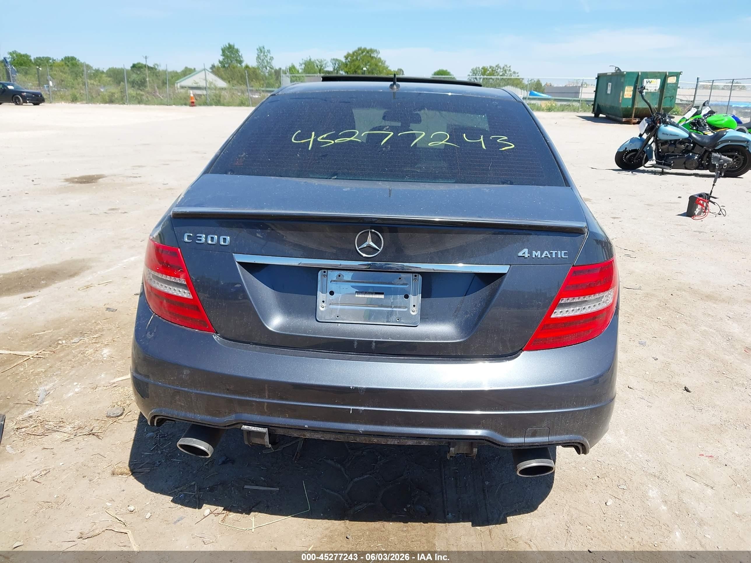 2013 Mercedes-benz C 300 Sport 4matic Black vin: WDDGF8AB1DR259700