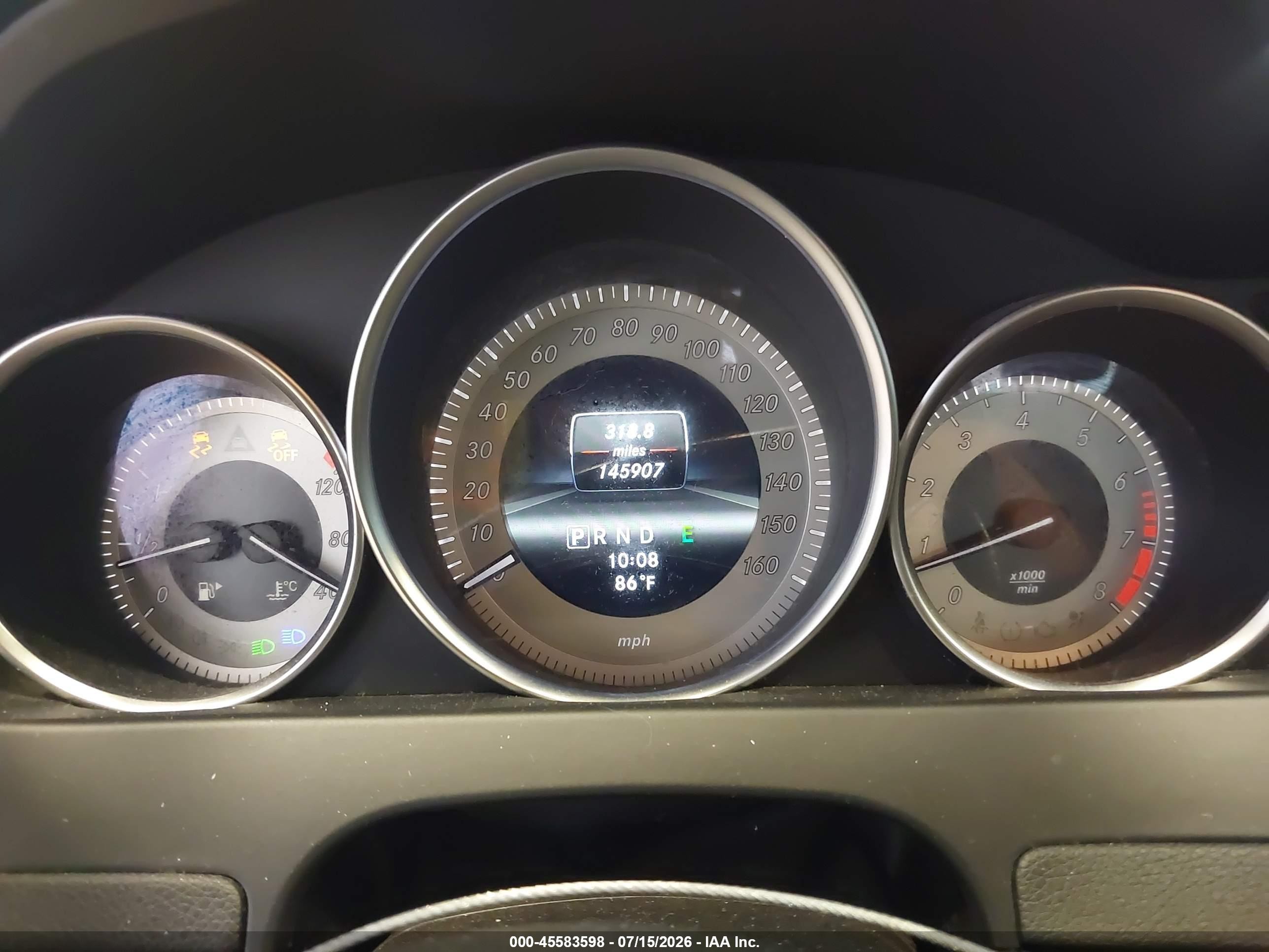 2013 Mercedes-benz C 300 Sport 4matic Красный vin: WDDGF8AB1DR282362