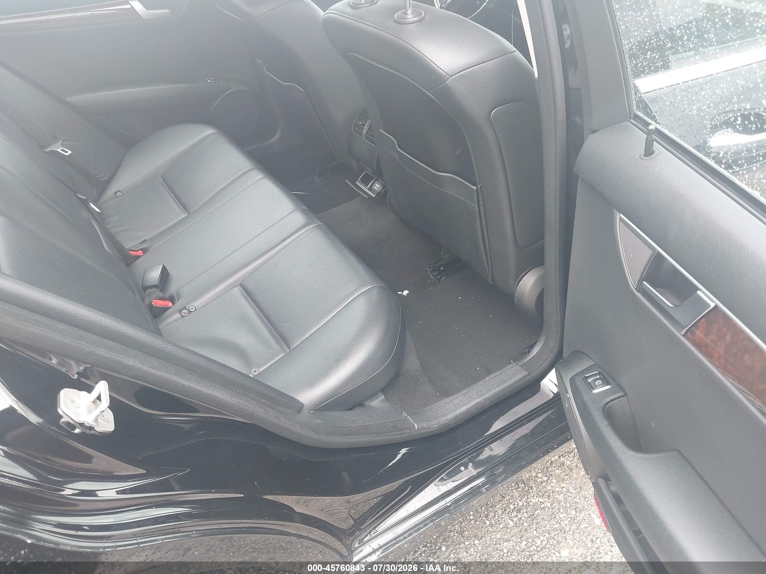 2014 Mercedes-benz C 300 Luxury 4matic Black vin: WDDGF8AB1EA911571
