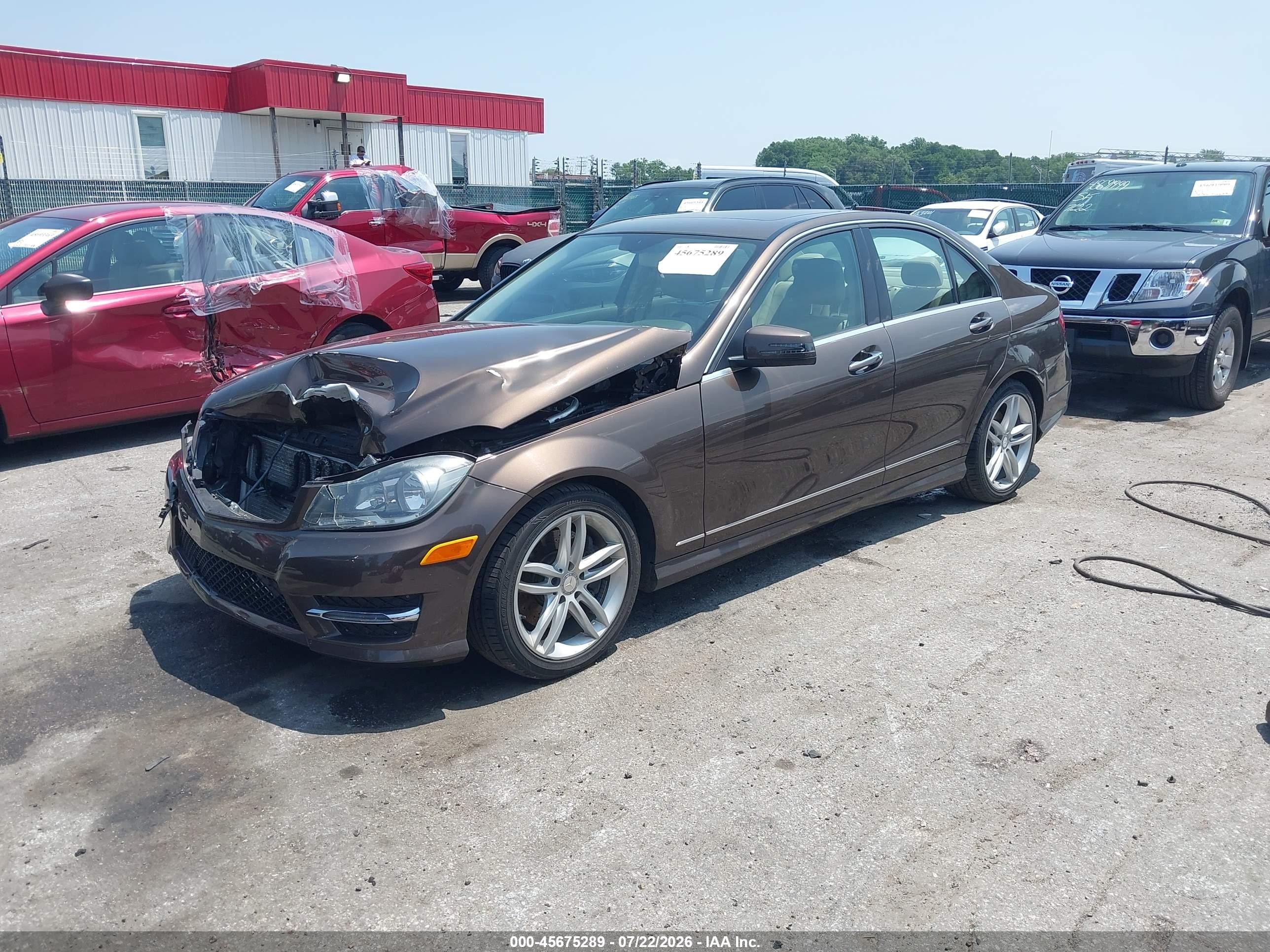 2014 Mercedes-benz C 300 Sport 4matic Brown vin: WDDGF8AB1EA914633