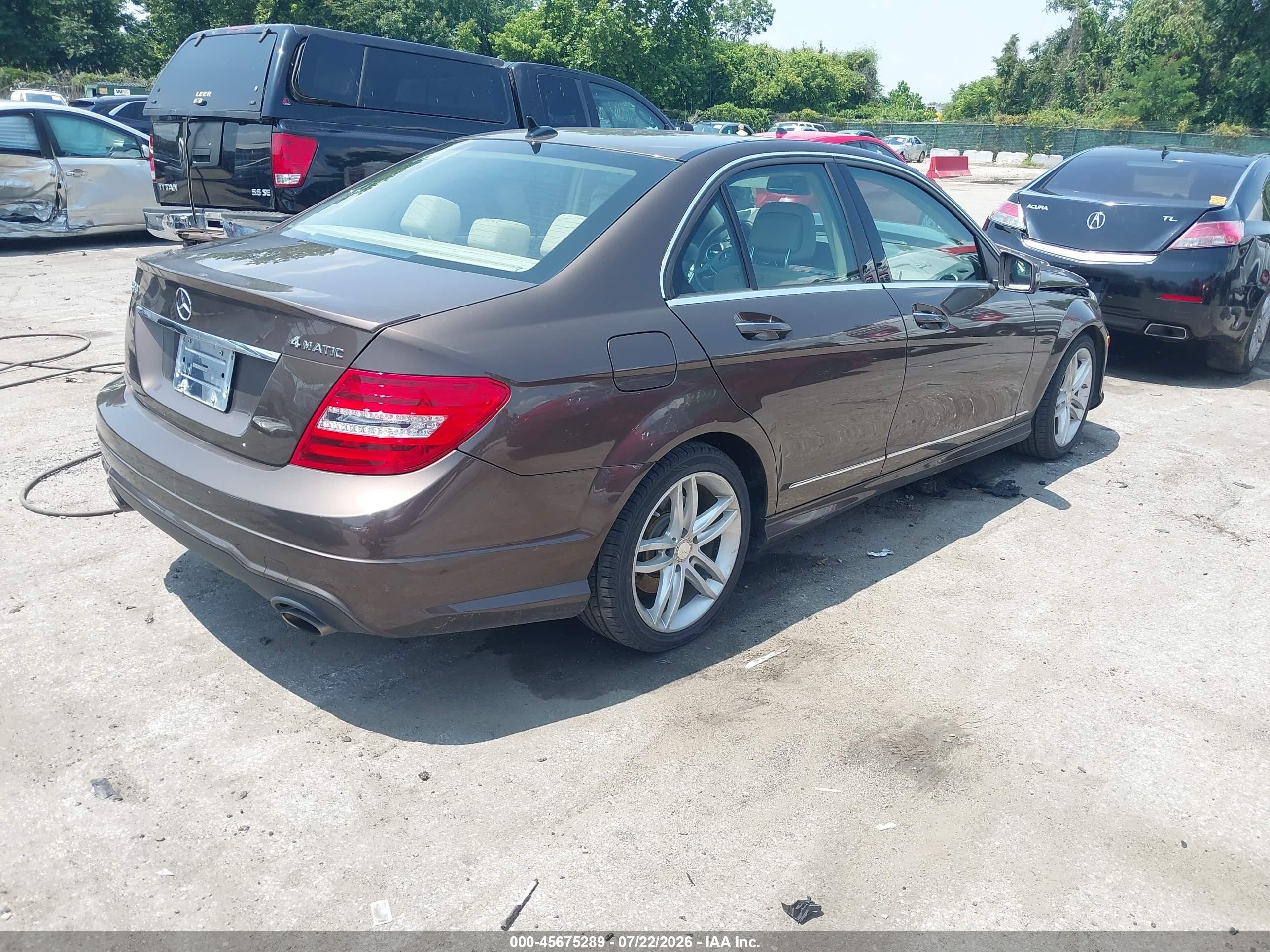 2014 Mercedes-benz C 300 Sport 4matic Brown vin: WDDGF8AB1EA914633