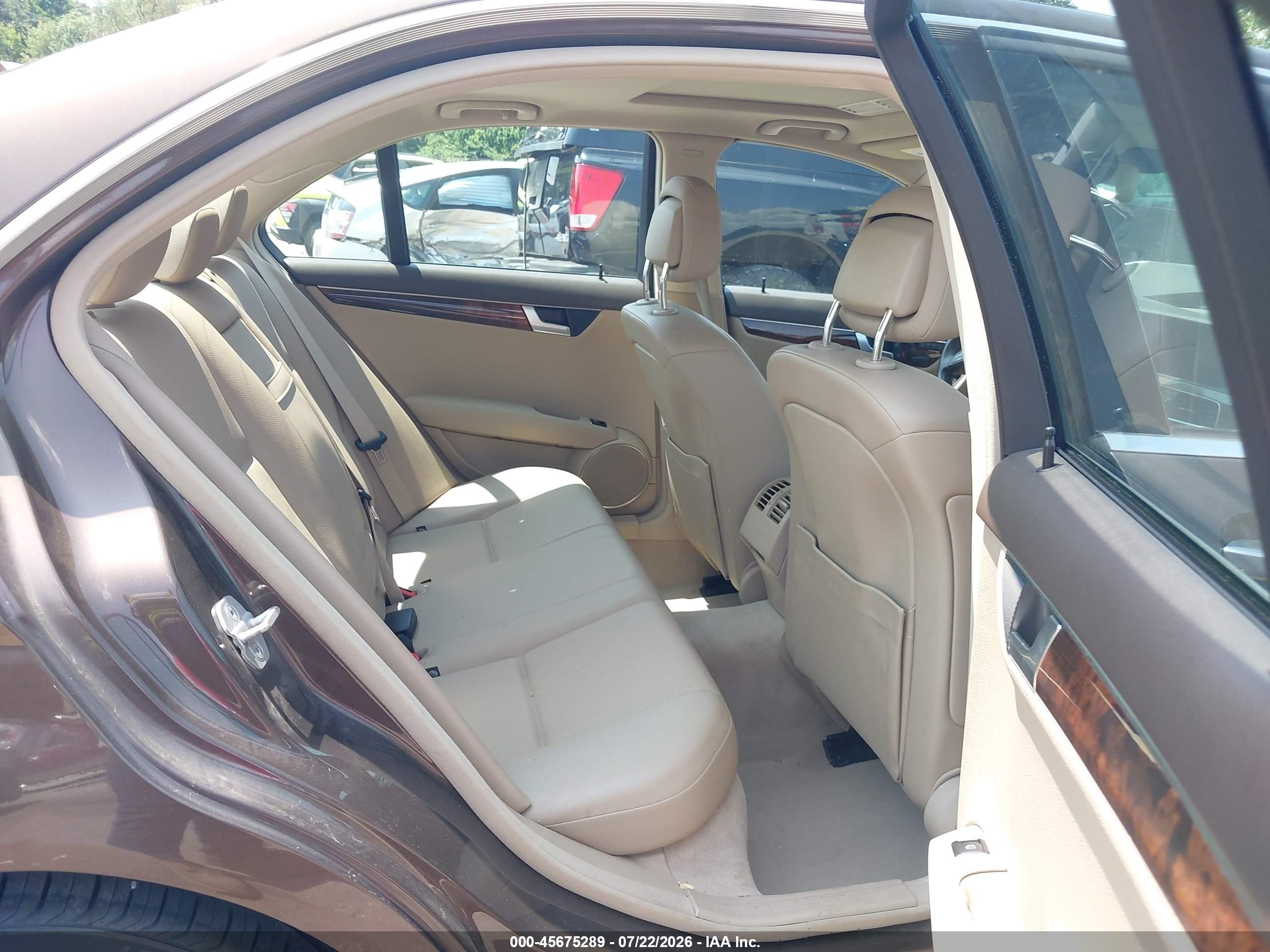 2014 Mercedes-benz C 300 Sport 4matic Brown vin: WDDGF8AB1EA914633