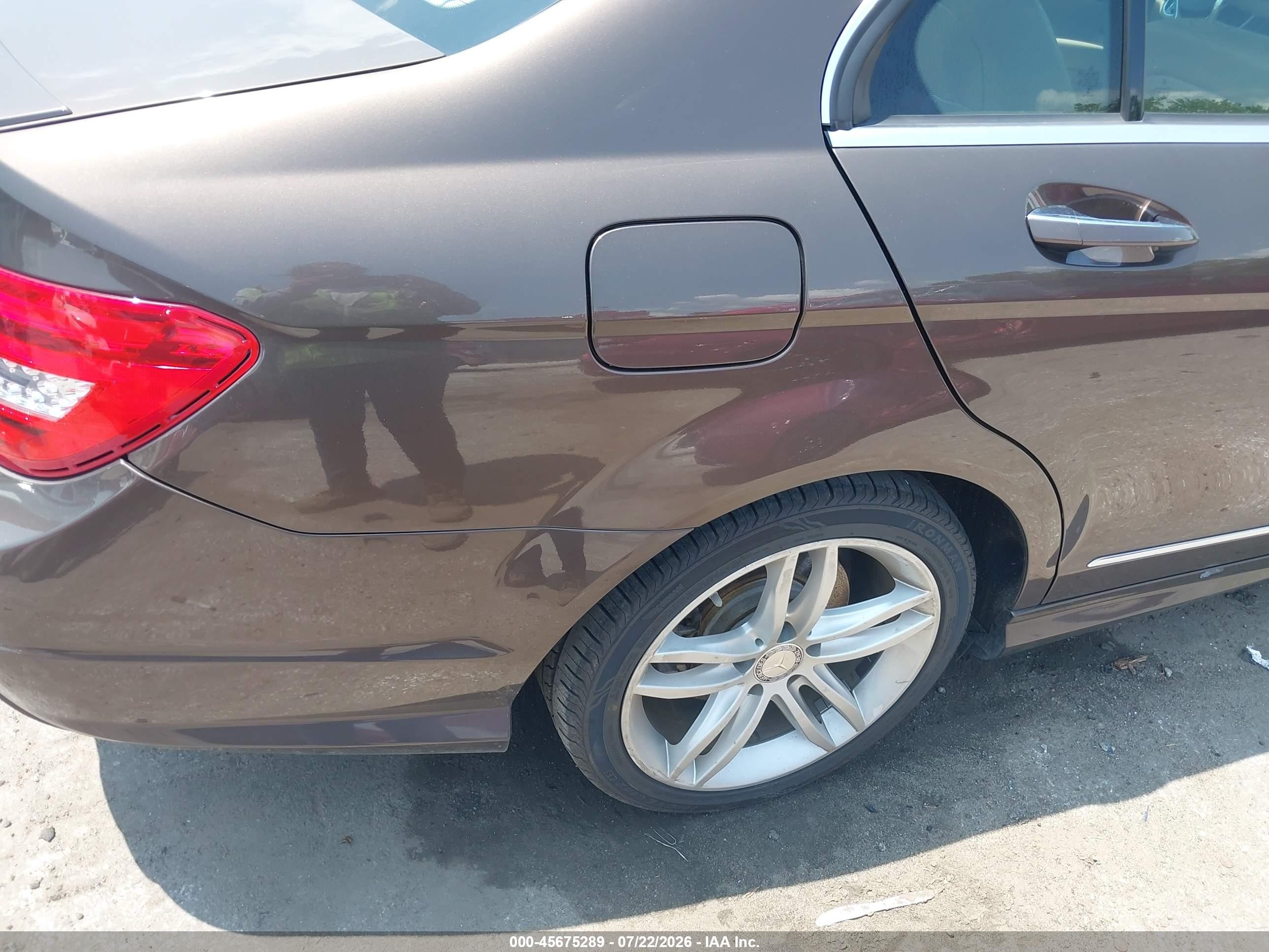 2014 Mercedes-benz C 300 Sport 4matic Brown vin: WDDGF8AB1EA914633