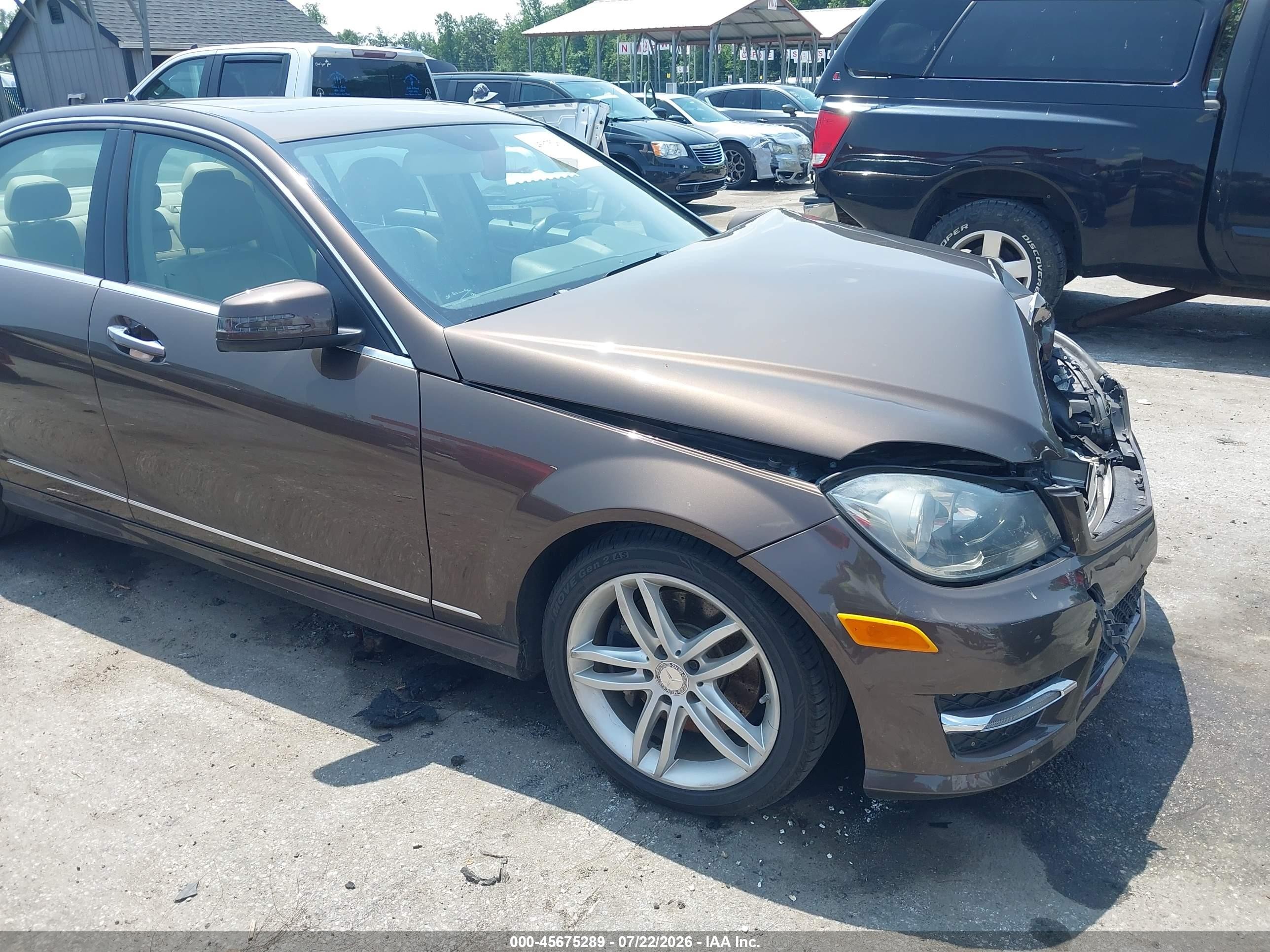 2014 Mercedes-benz C 300 Sport 4matic Brown vin: WDDGF8AB1EA914633