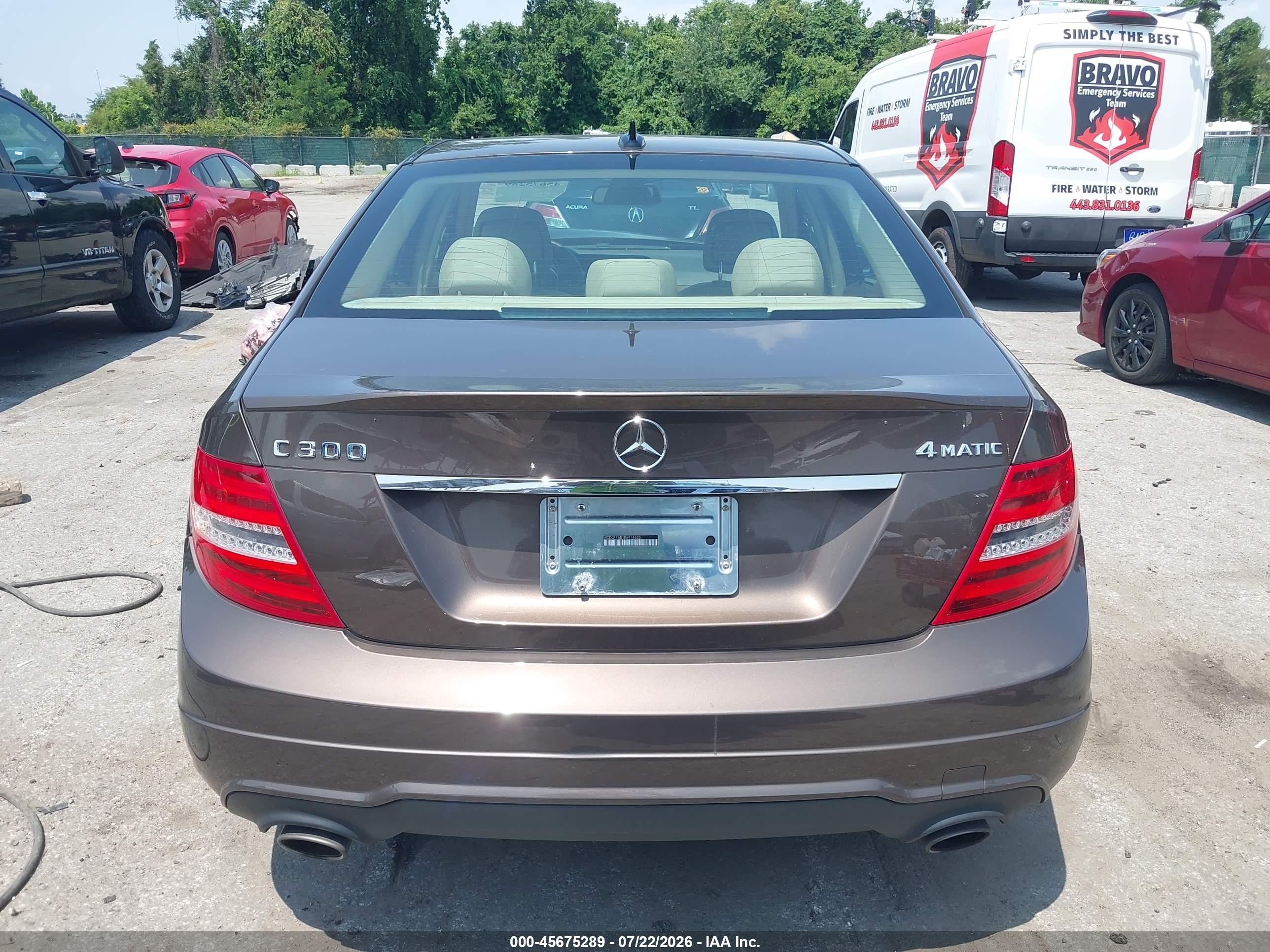 2014 Mercedes-benz C 300 Sport 4matic Brown vin: WDDGF8AB1EA914633