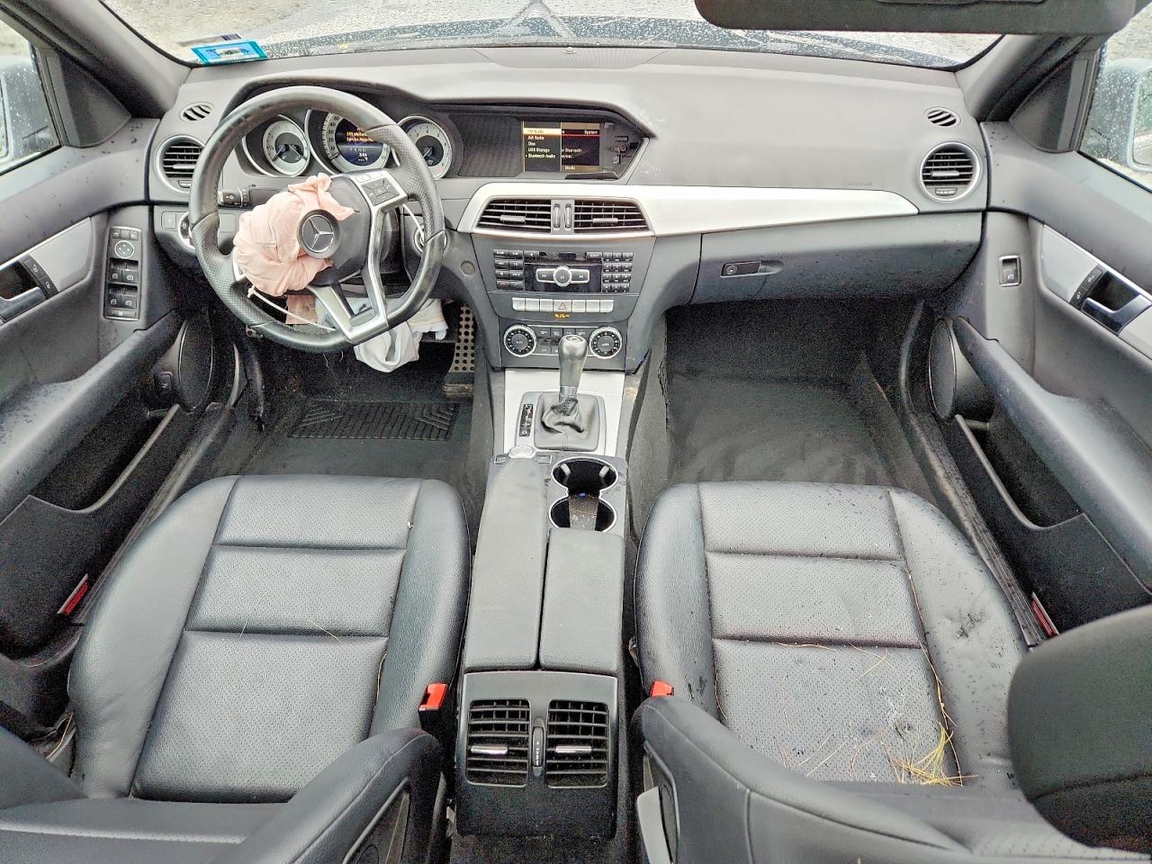 2014 Mercedes-benz C 300 4matic Silver vin: WDDGF8AB1EA960253