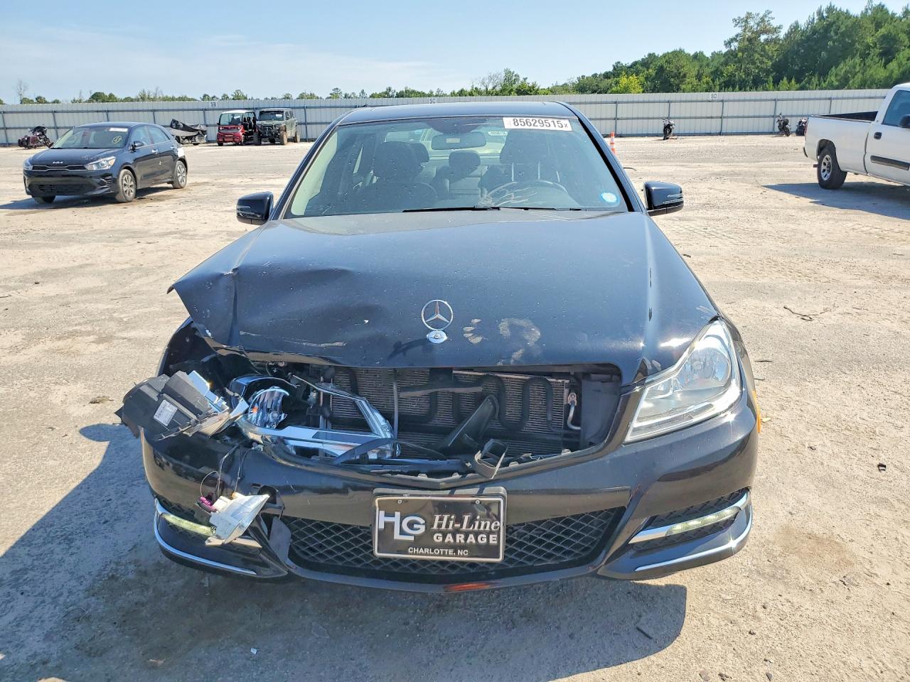 2014 Mercedes-benz C 300 4matic Черный vin: WDDGF8AB1EG254445