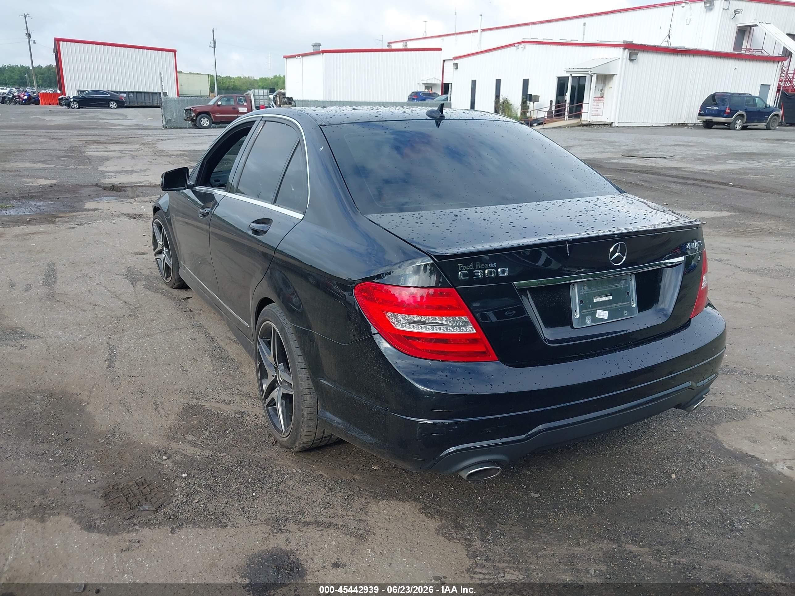 2014 Mercedes-benz C 300 Sport 4matic Черный vin: WDDGF8AB1ER307701