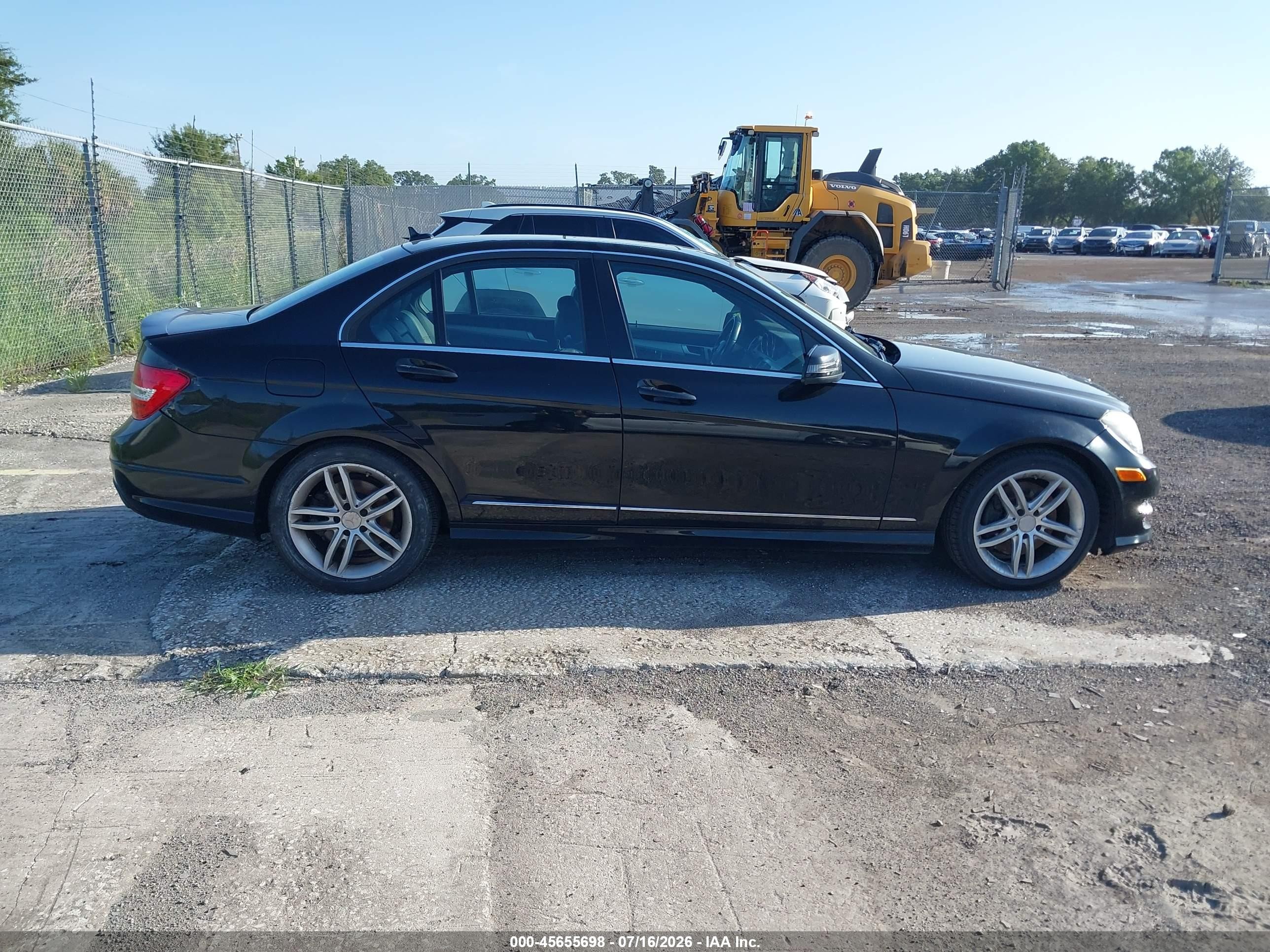 2014 Mercedes-benz C 300 Sport 4matic Black vin: WDDGF8AB1ER318200