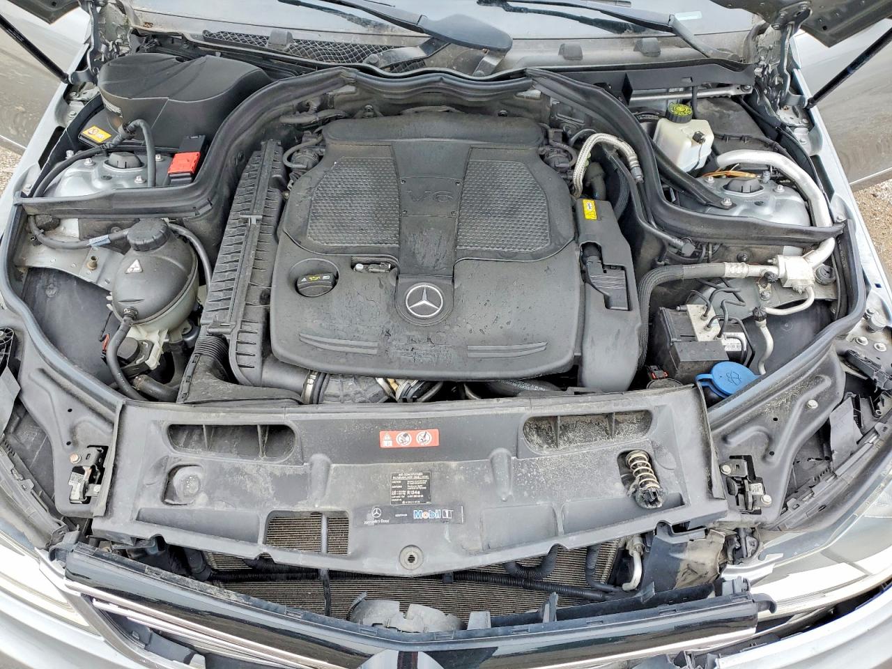 2014 Mercedes-benz C 300 4matic Gray vin: WDDGF8AB1ER319167