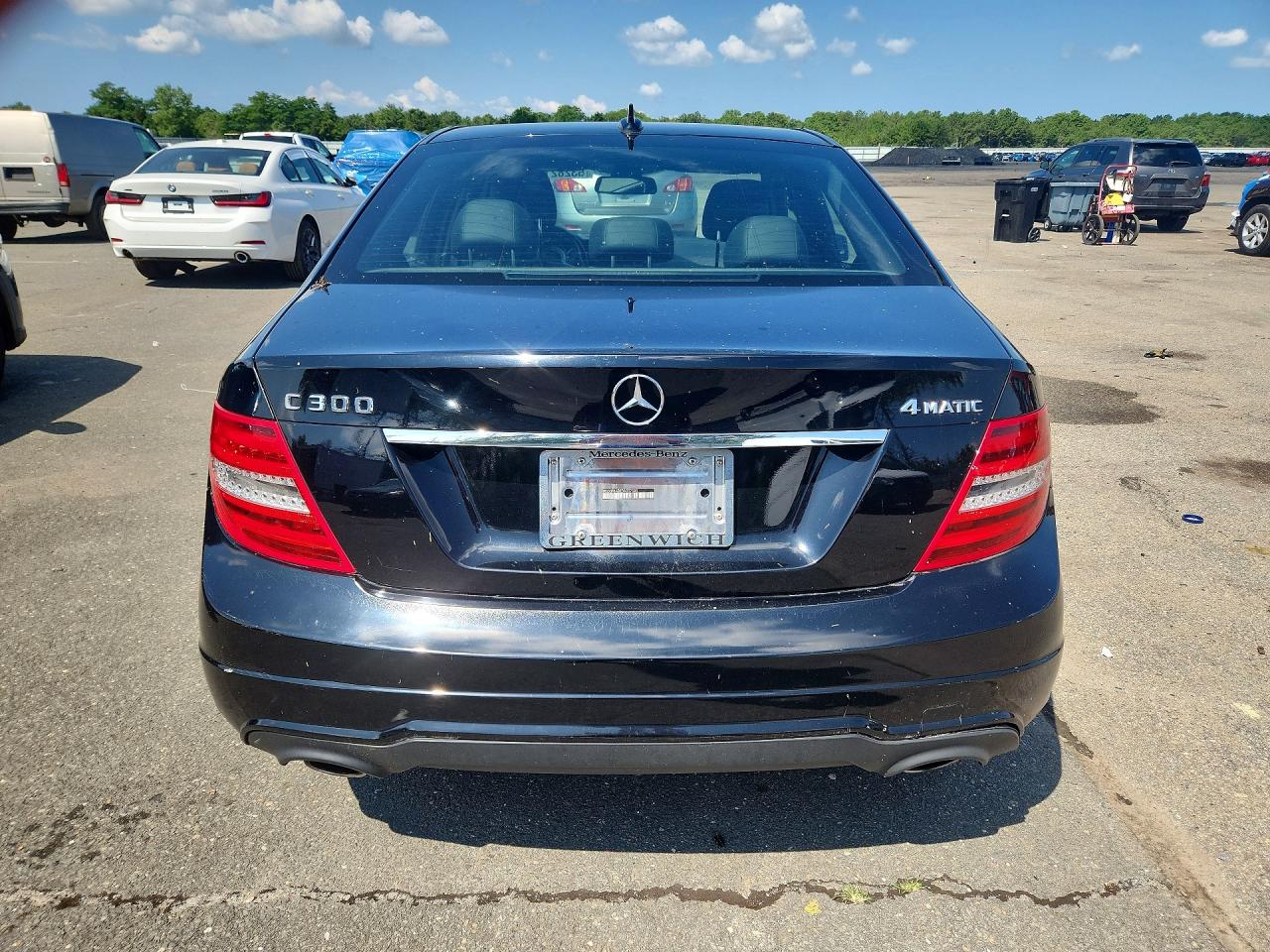 2013 Mercedes-benz C 300 4matic Black vin: WDDGF8AB2DA837589