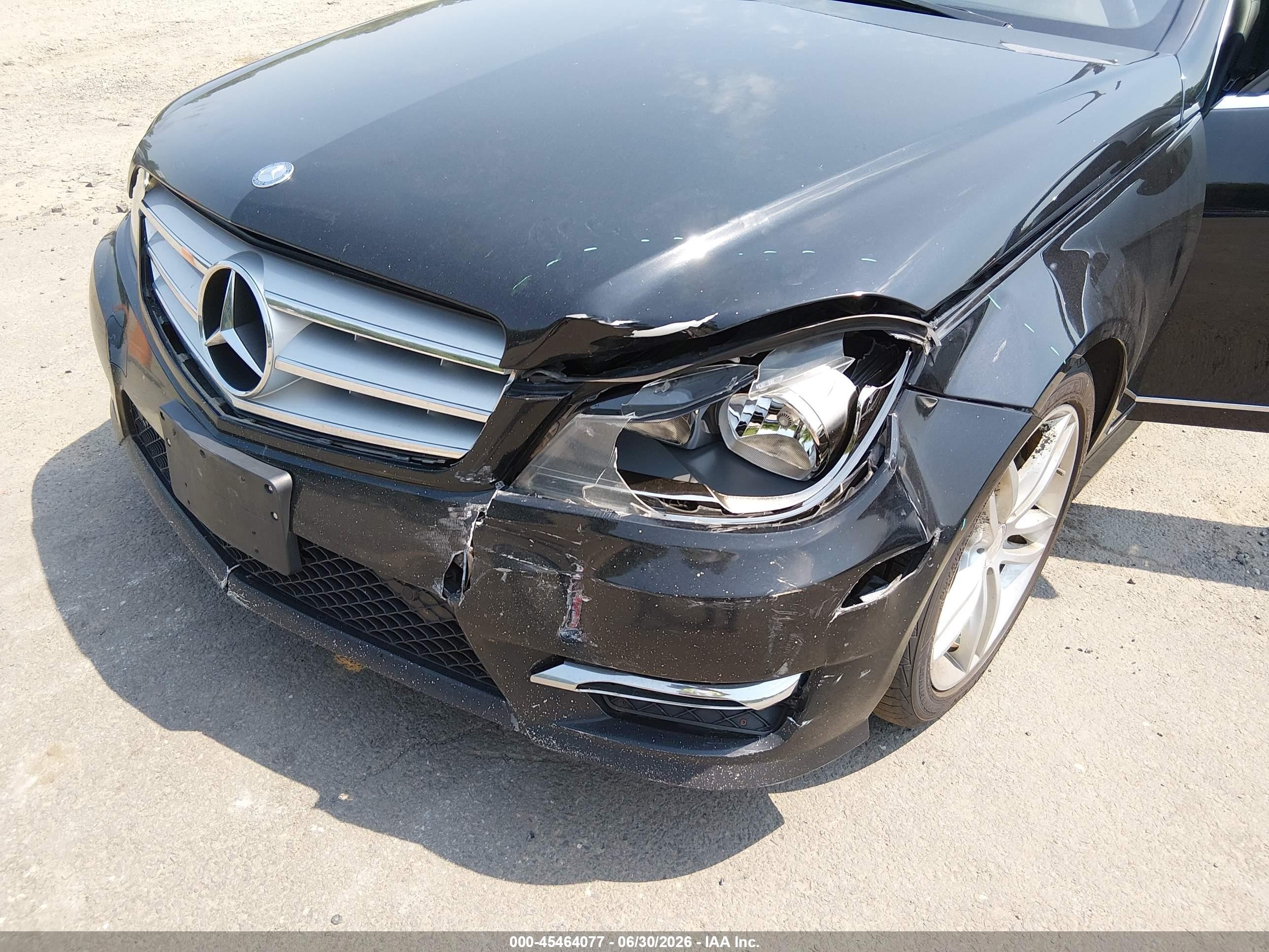 2013 Mercedes-benz C 300 Sport 4matic Black vin: WDDGF8AB2DA878496