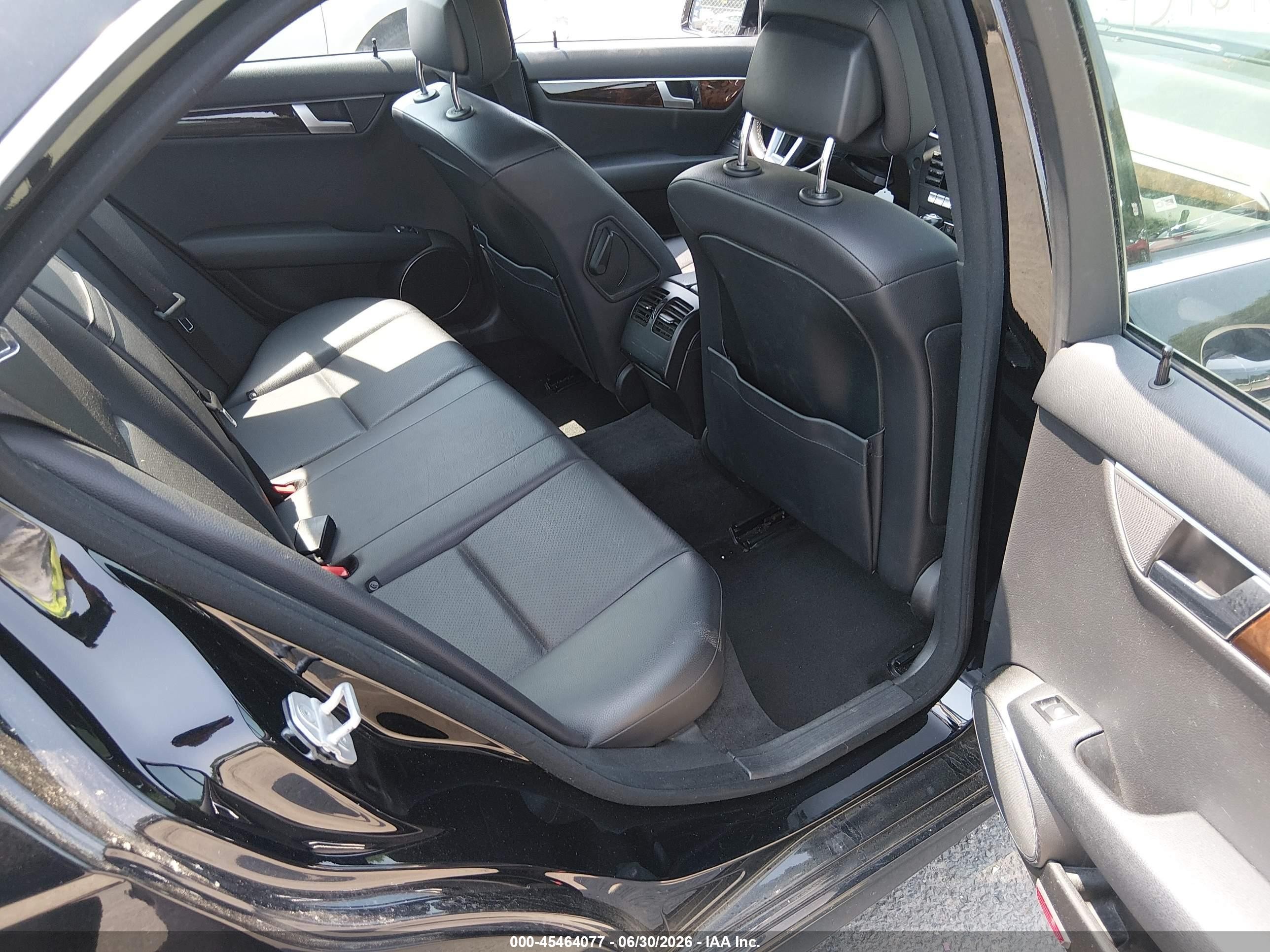 2013 Mercedes-benz C 300 Sport 4matic Black vin: WDDGF8AB2DA878496