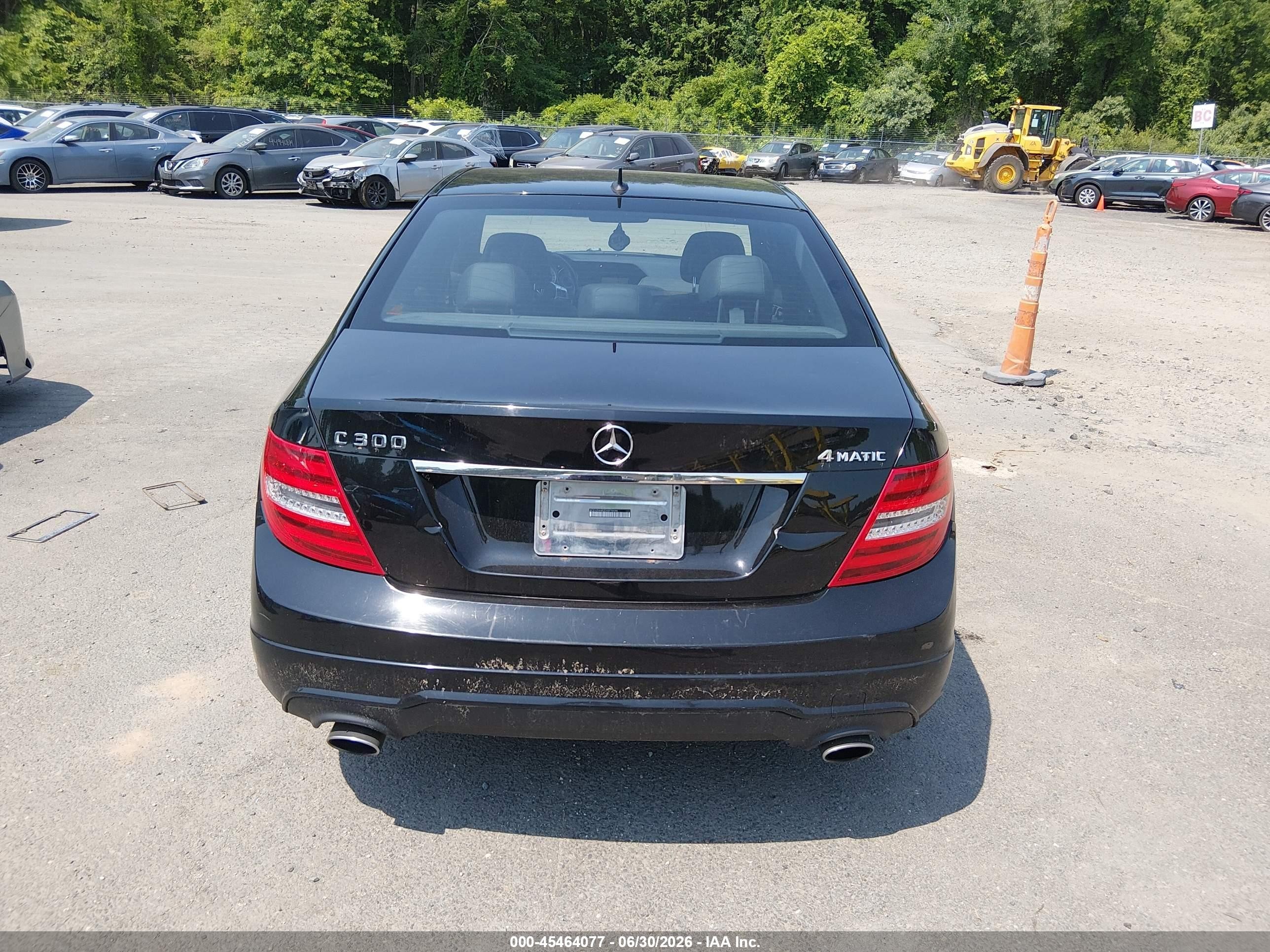 2013 Mercedes-benz C 300 Sport 4matic Black vin: WDDGF8AB2DA878496
