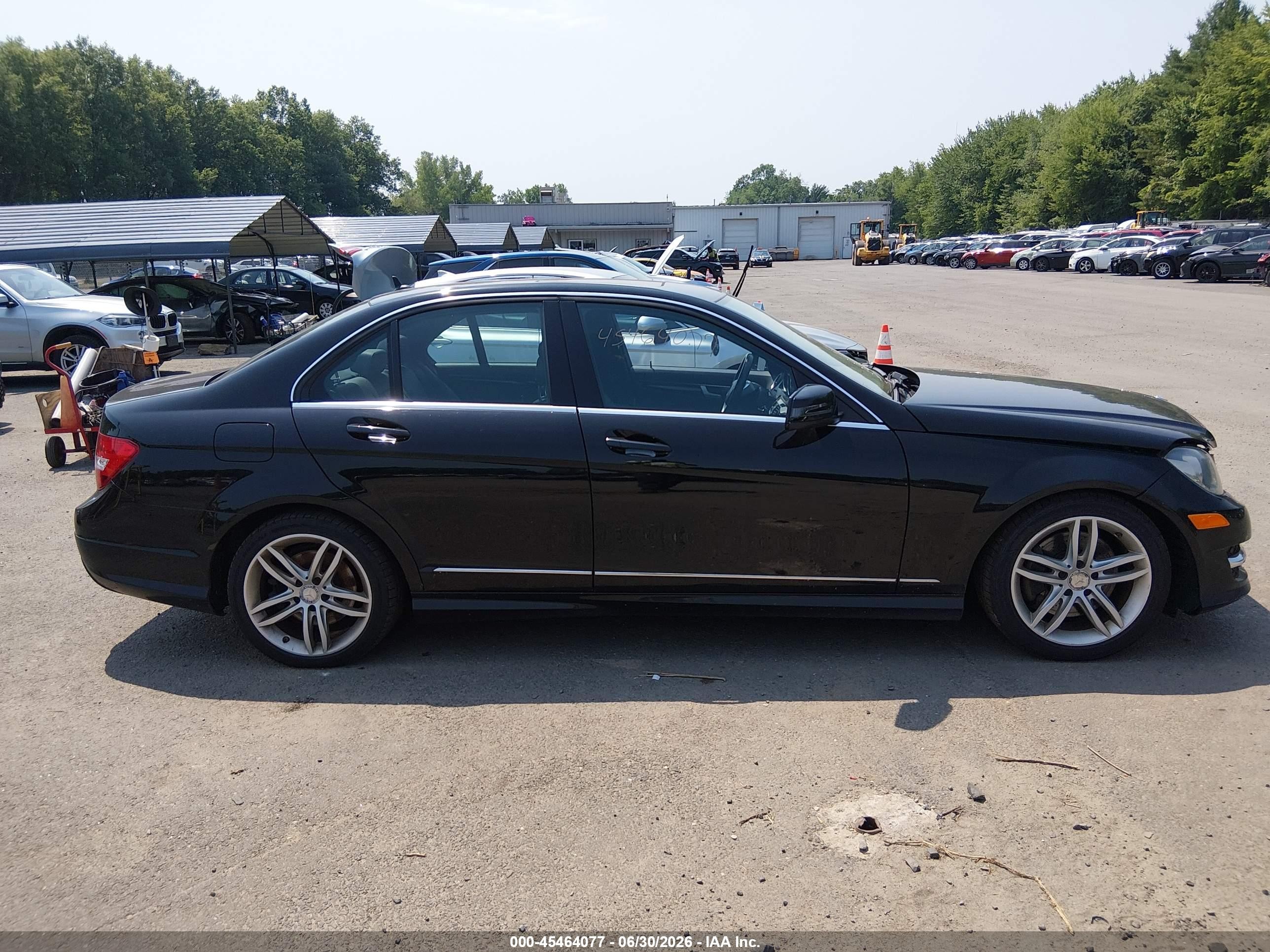 2013 Mercedes-benz C 300 Sport 4matic Black vin: WDDGF8AB2DA878496