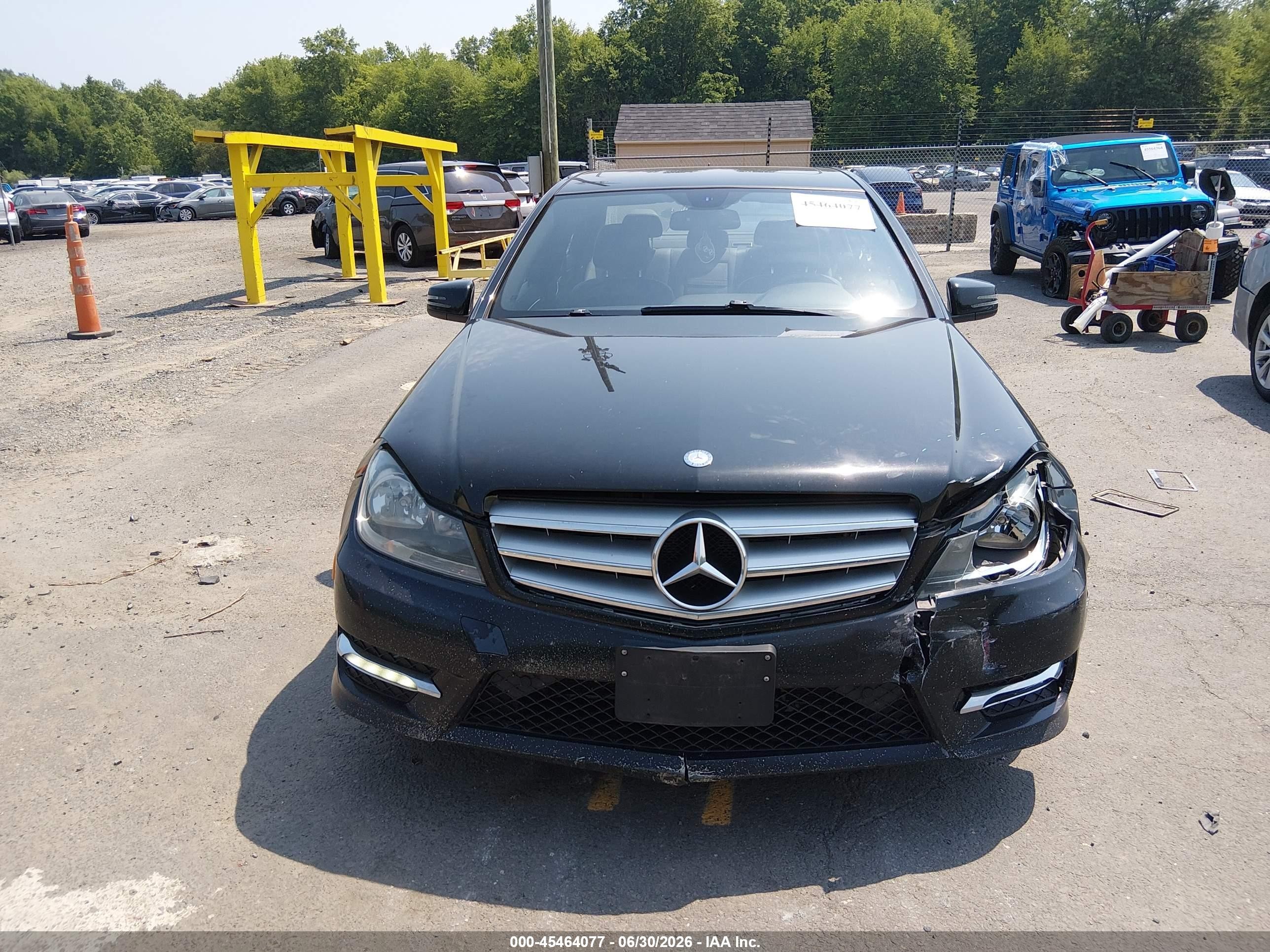 2013 Mercedes-benz C 300 Sport 4matic Black vin: WDDGF8AB2DA878496
