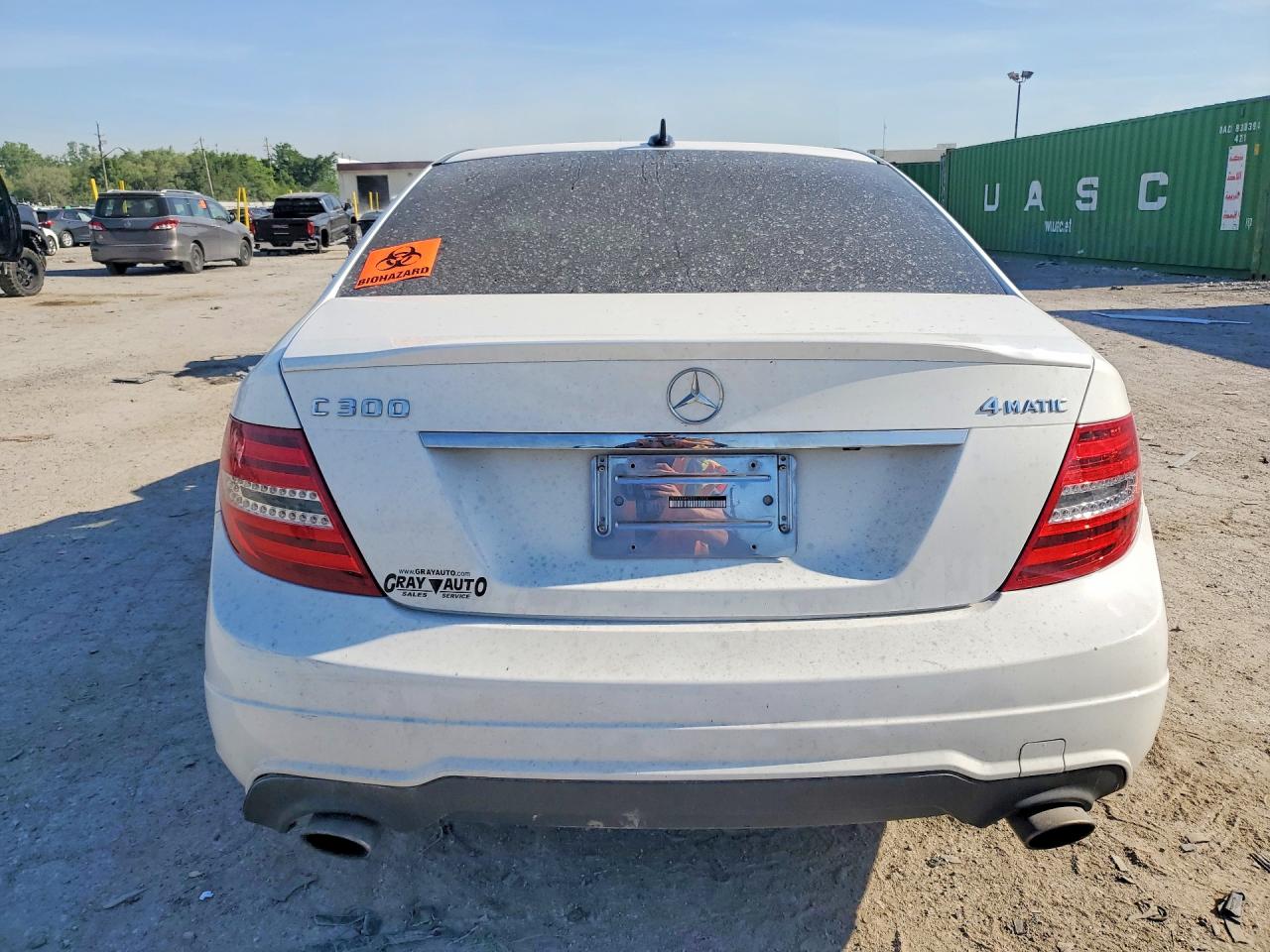 2013 Mercedes-benz C 300 4matic White vin: WDDGF8AB2DR242212