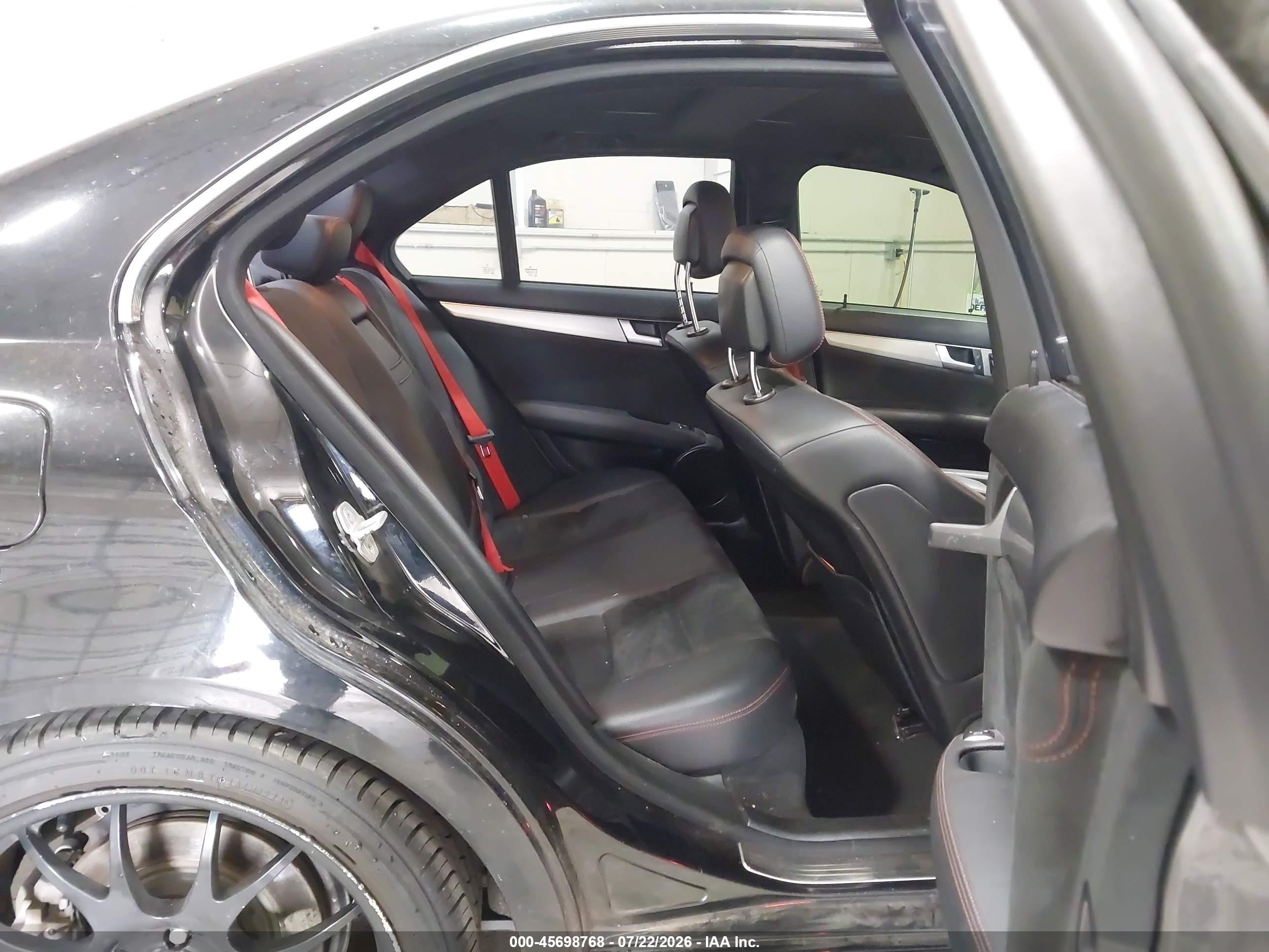 2013 Mercedes-benz C 300 Sport 4matic Black vin: WDDGF8AB2DR244302