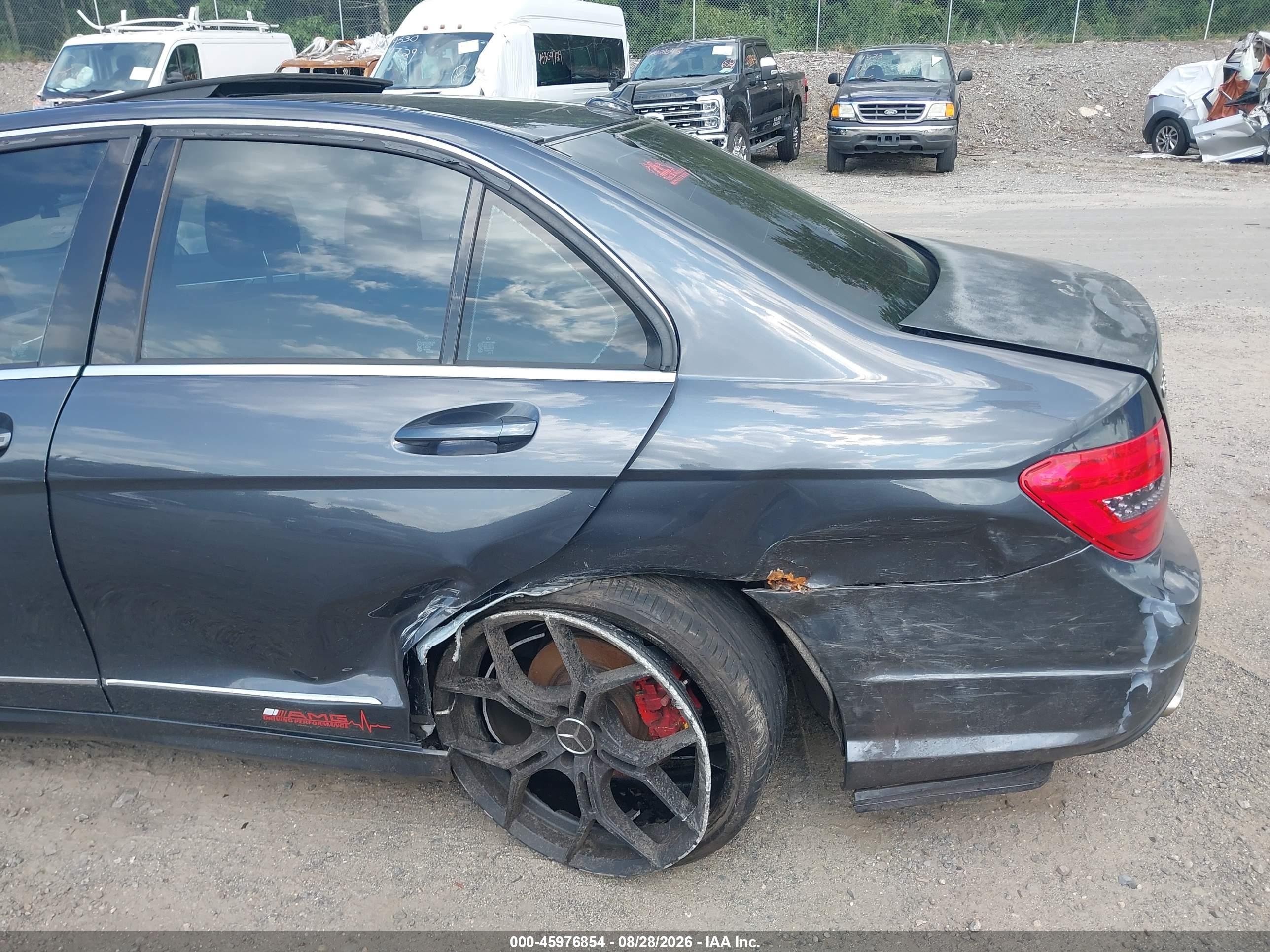 2013 Mercedes-benz C 300 Sport 4matic Gray vin: WDDGF8AB2DR248737