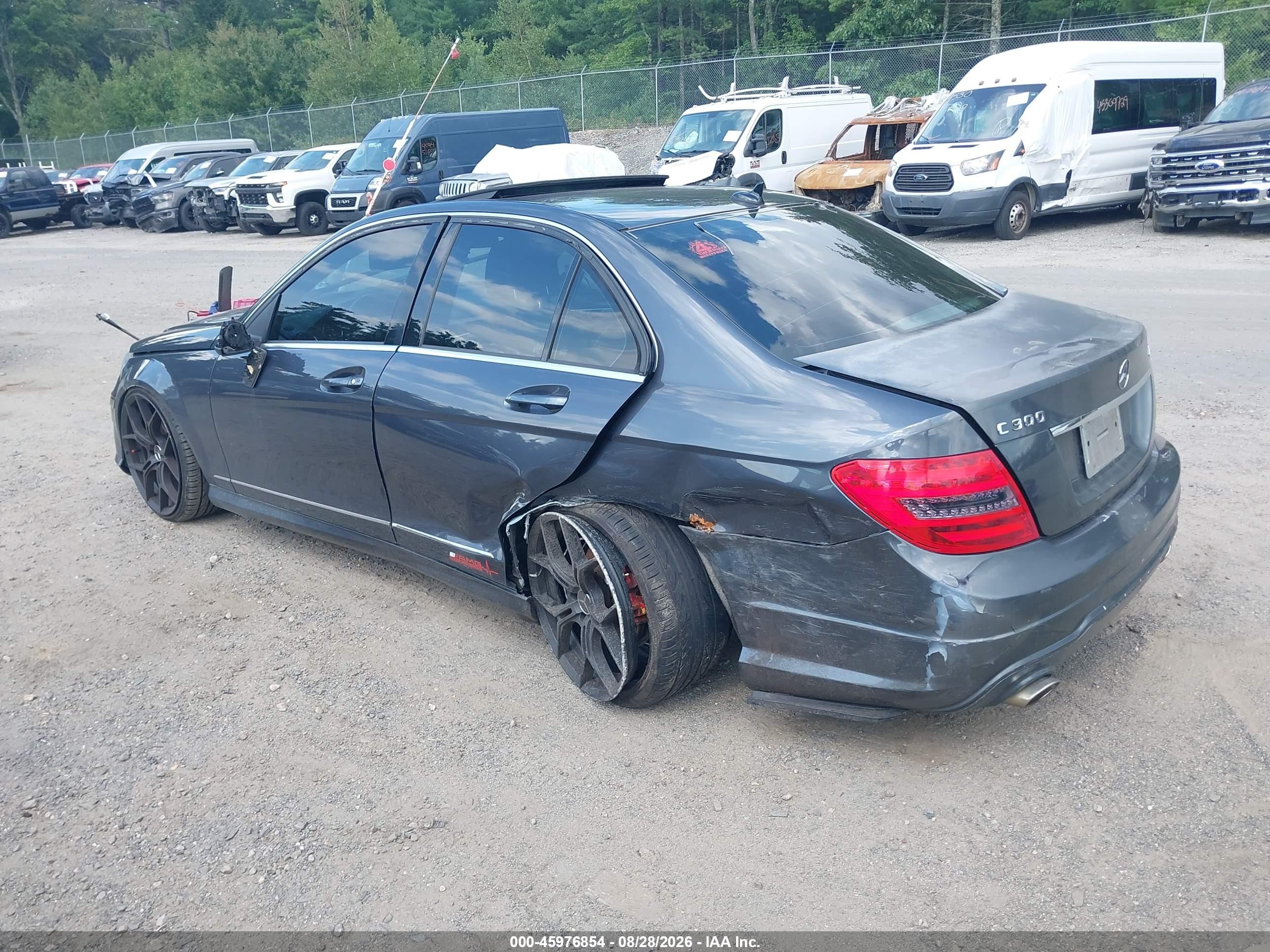 2013 Mercedes-benz C 300 Sport 4matic Gray vin: WDDGF8AB2DR248737
