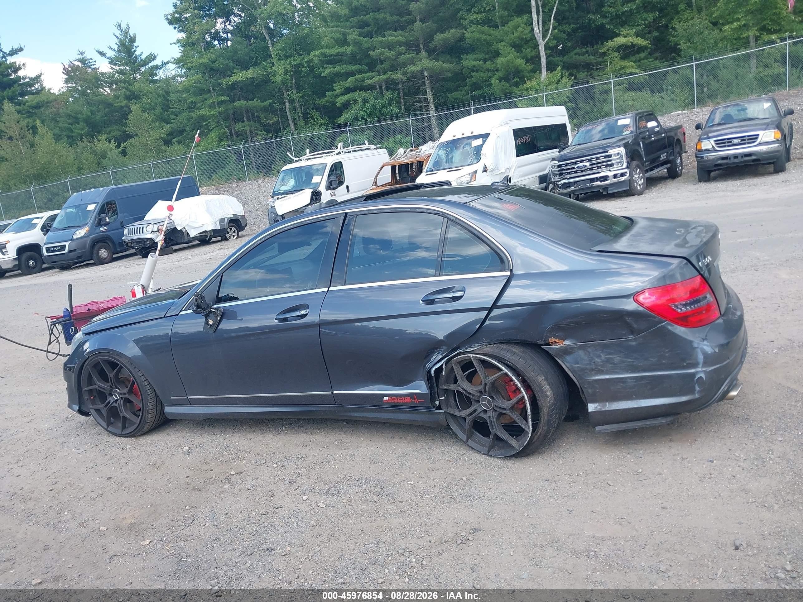 2013 Mercedes-benz C 300 Sport 4matic Gray vin: WDDGF8AB2DR248737