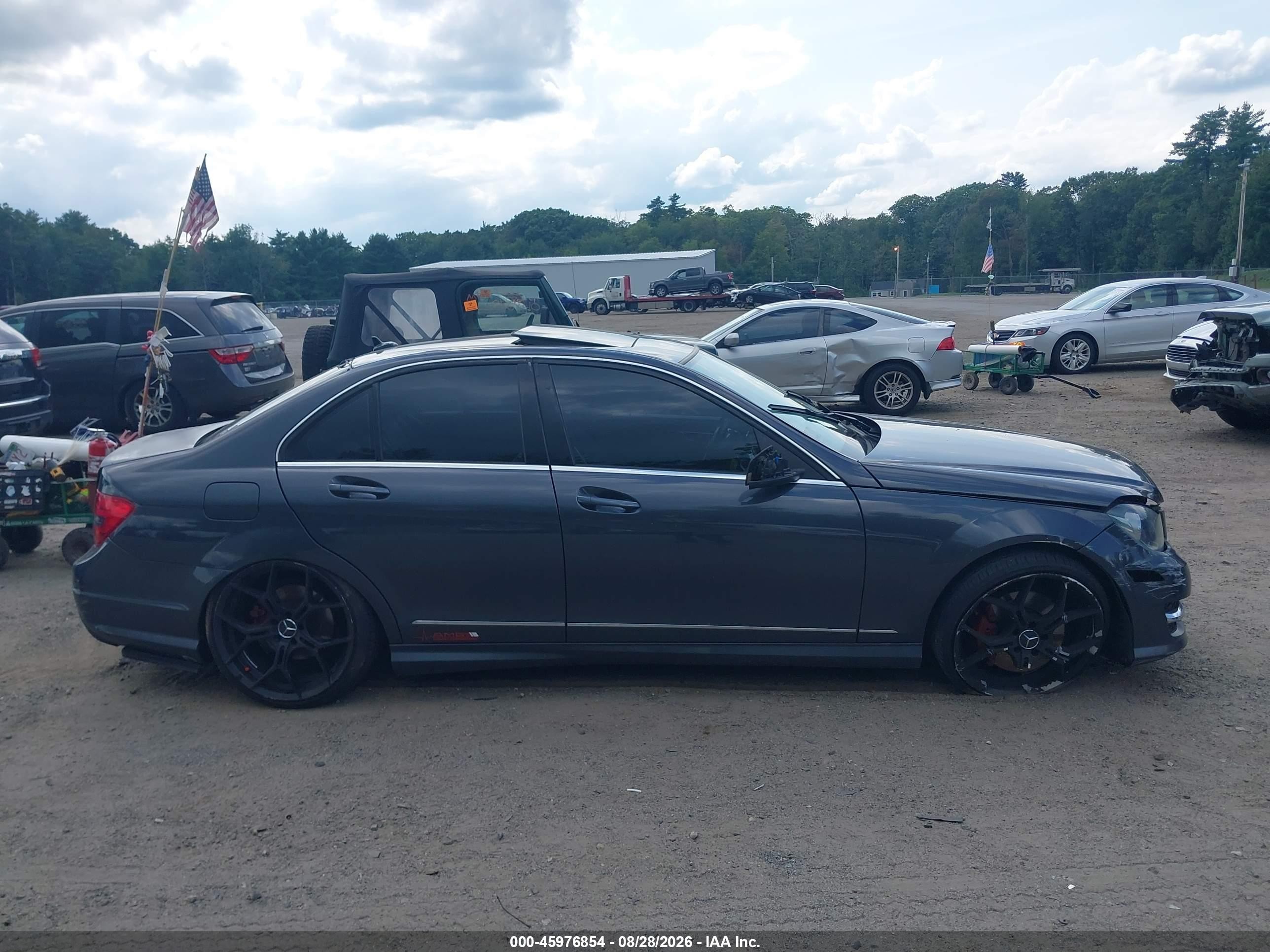 2013 Mercedes-benz C 300 Sport 4matic Gray vin: WDDGF8AB2DR248737