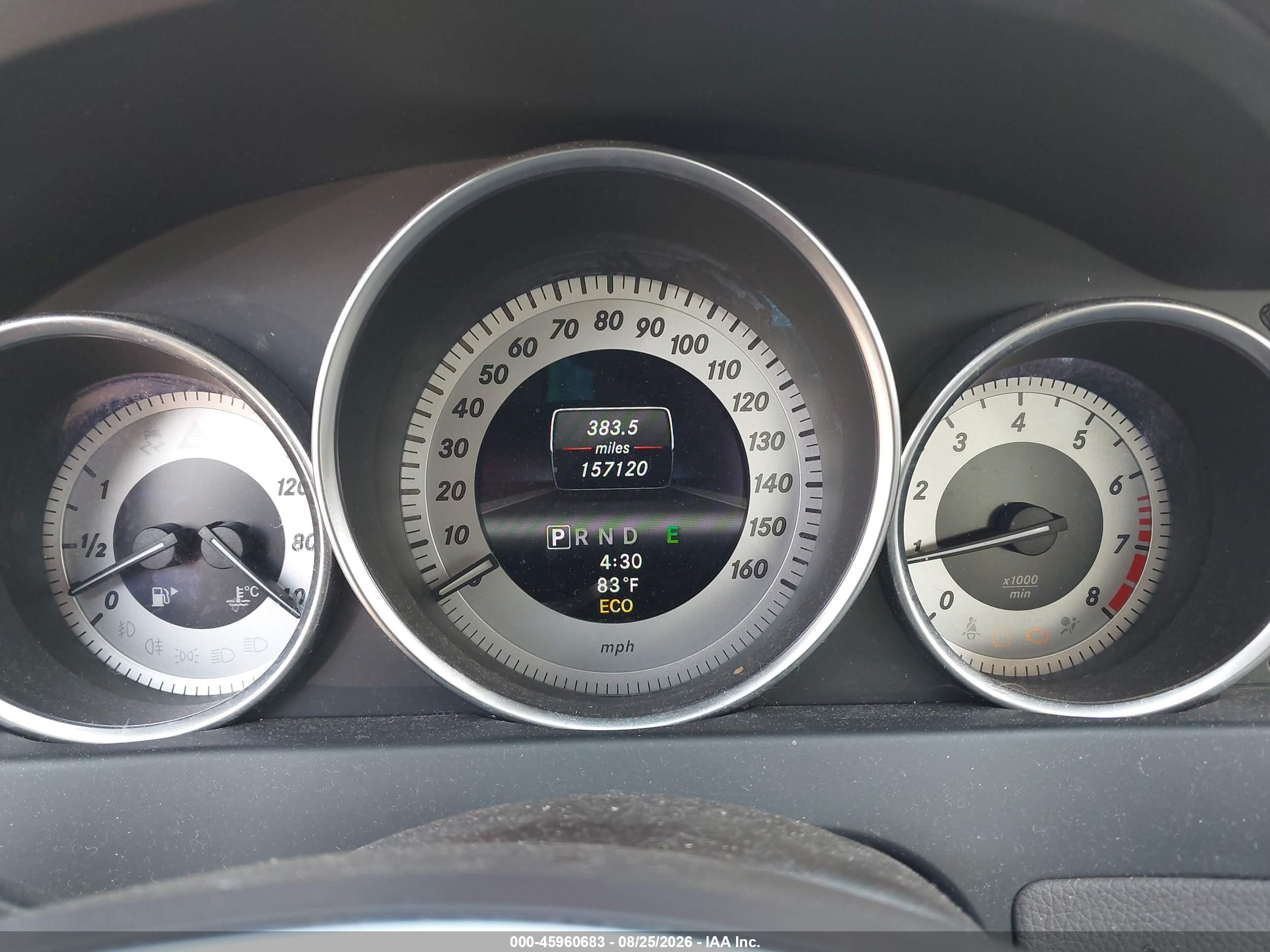 2013 Mercedes-benz C 300 Sport 4matic White vin: WDDGF8AB2DR267482