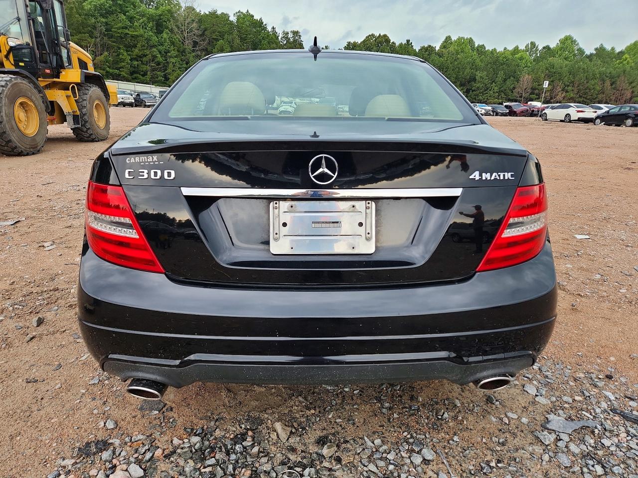 2013 Mercedes-benz C 300 4matic Black vin: WDDGF8AB2DR279129
