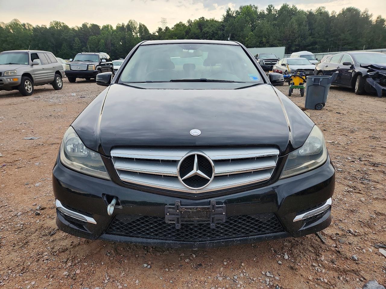 2013 Mercedes-benz C 300 4matic Black vin: WDDGF8AB2DR279129