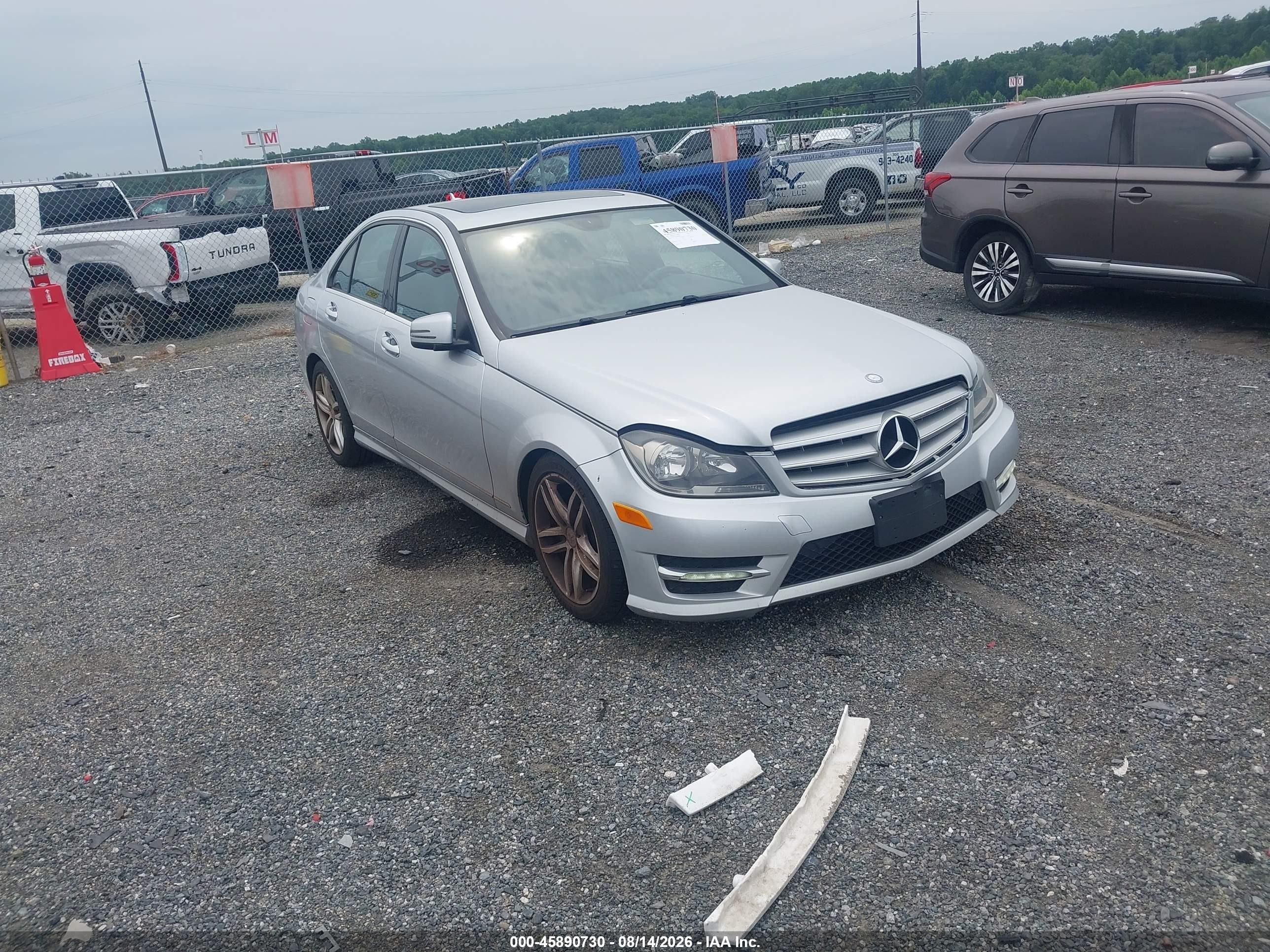 WDDGF8AB2DR280765