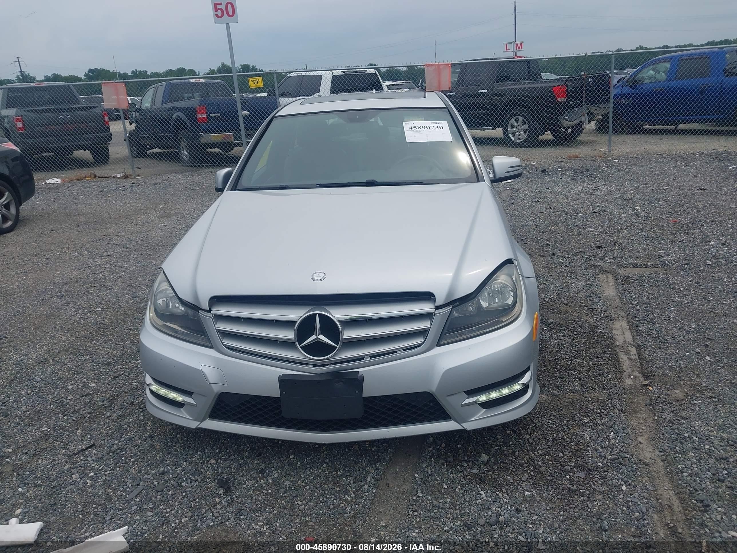 2013 Mercedes-benz C 300 Sport 4matic Серебряный vin: WDDGF8AB2DR280765