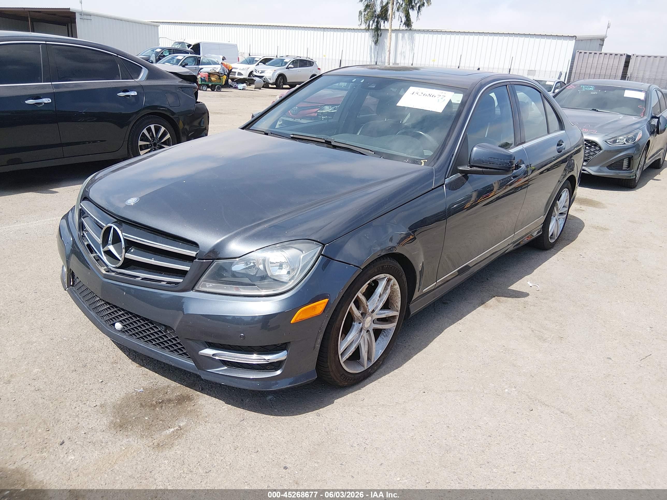2013 Mercedes-benz C 300 Sport 4matic Gray vin: WDDGF8AB2DR283701