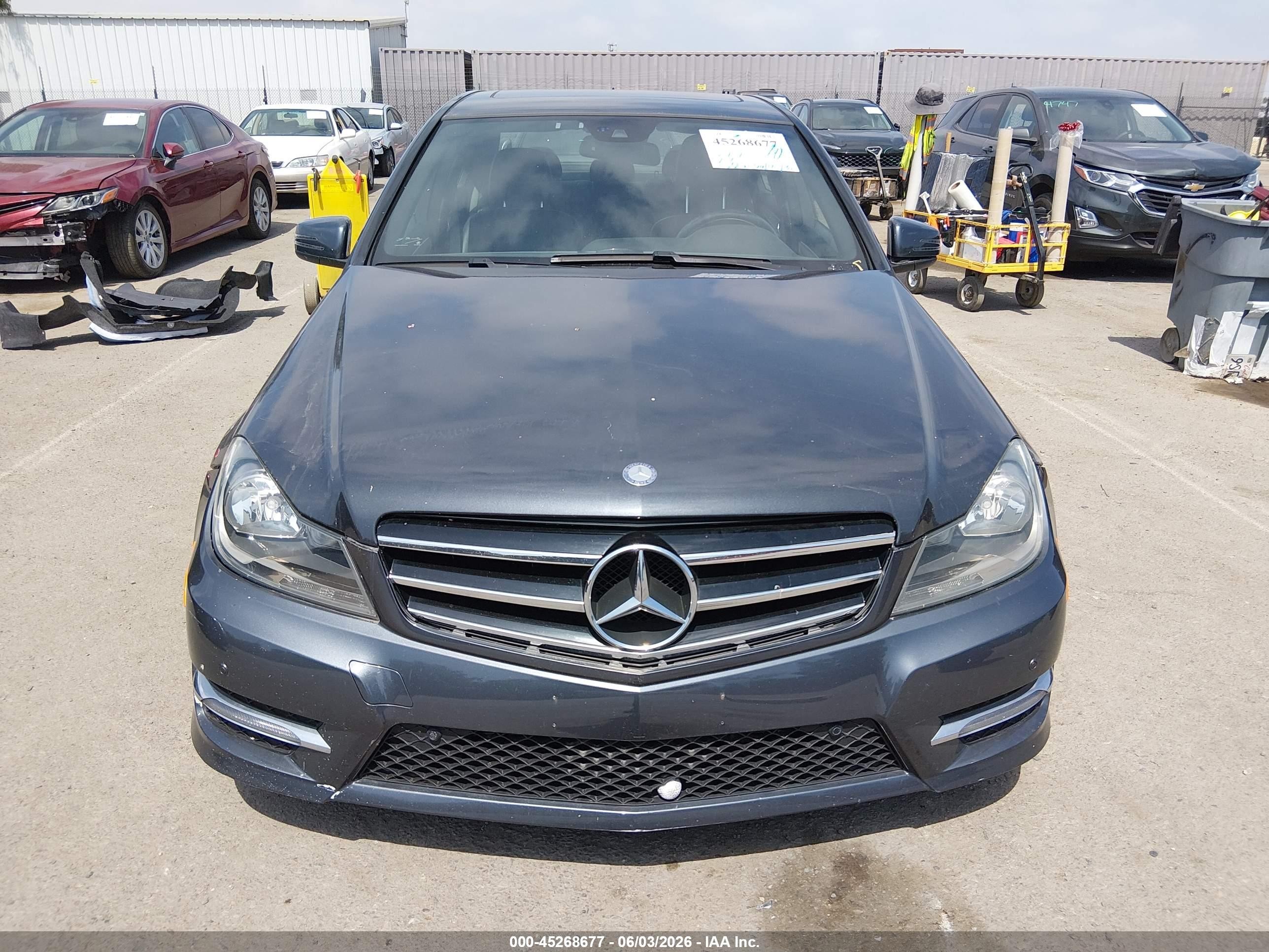 2013 Mercedes-benz C 300 Sport 4matic Gray vin: WDDGF8AB2DR283701