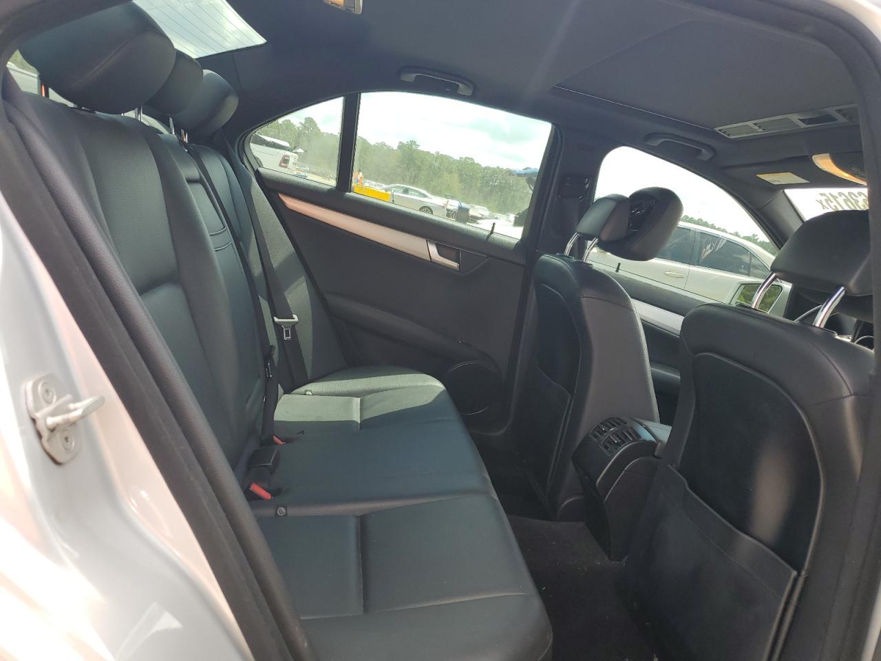 2013 Mercedes-benz C 300 4matic Silver vin: WDDGF8AB2DR287585