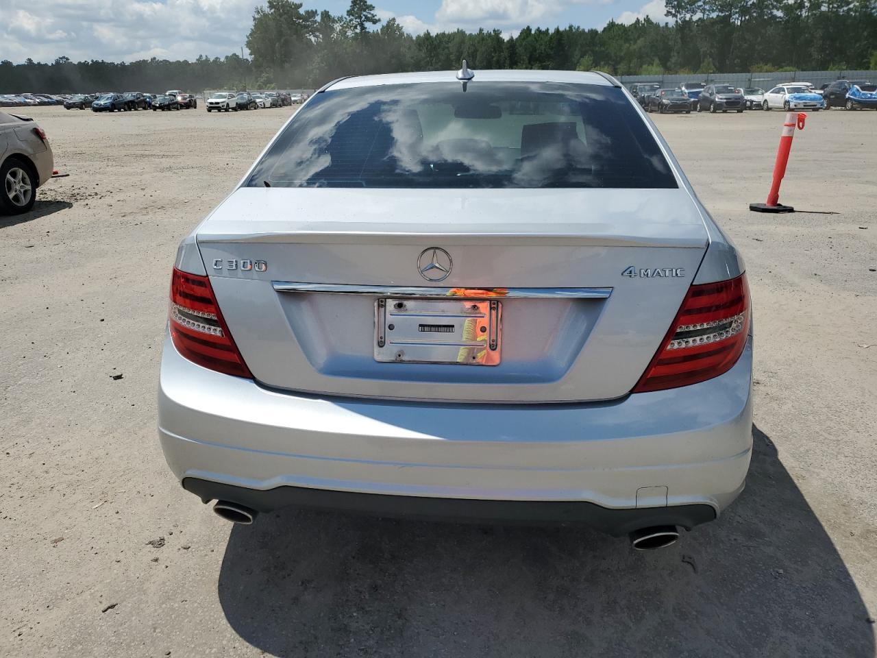 2013 Mercedes-benz C 300 4matic Silver vin: WDDGF8AB2DR287585